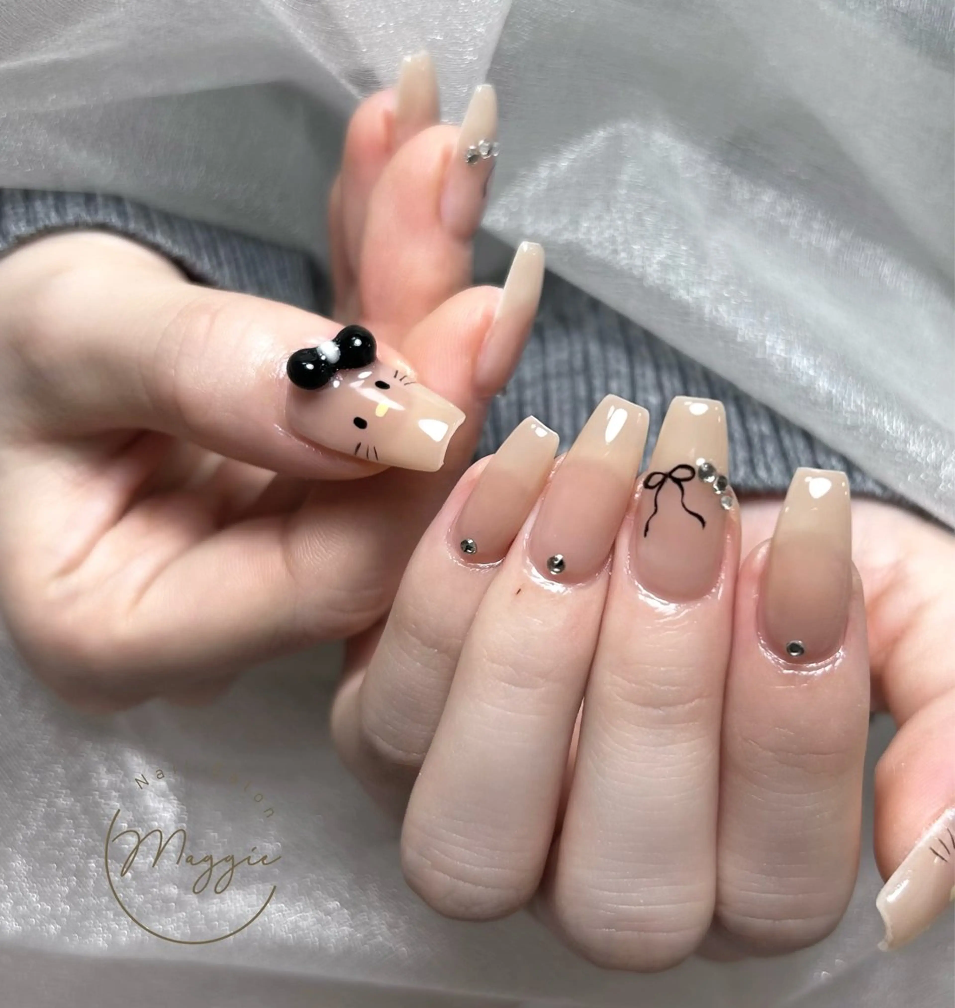 ネイル Maggie Nail🦩のネイルデザイン