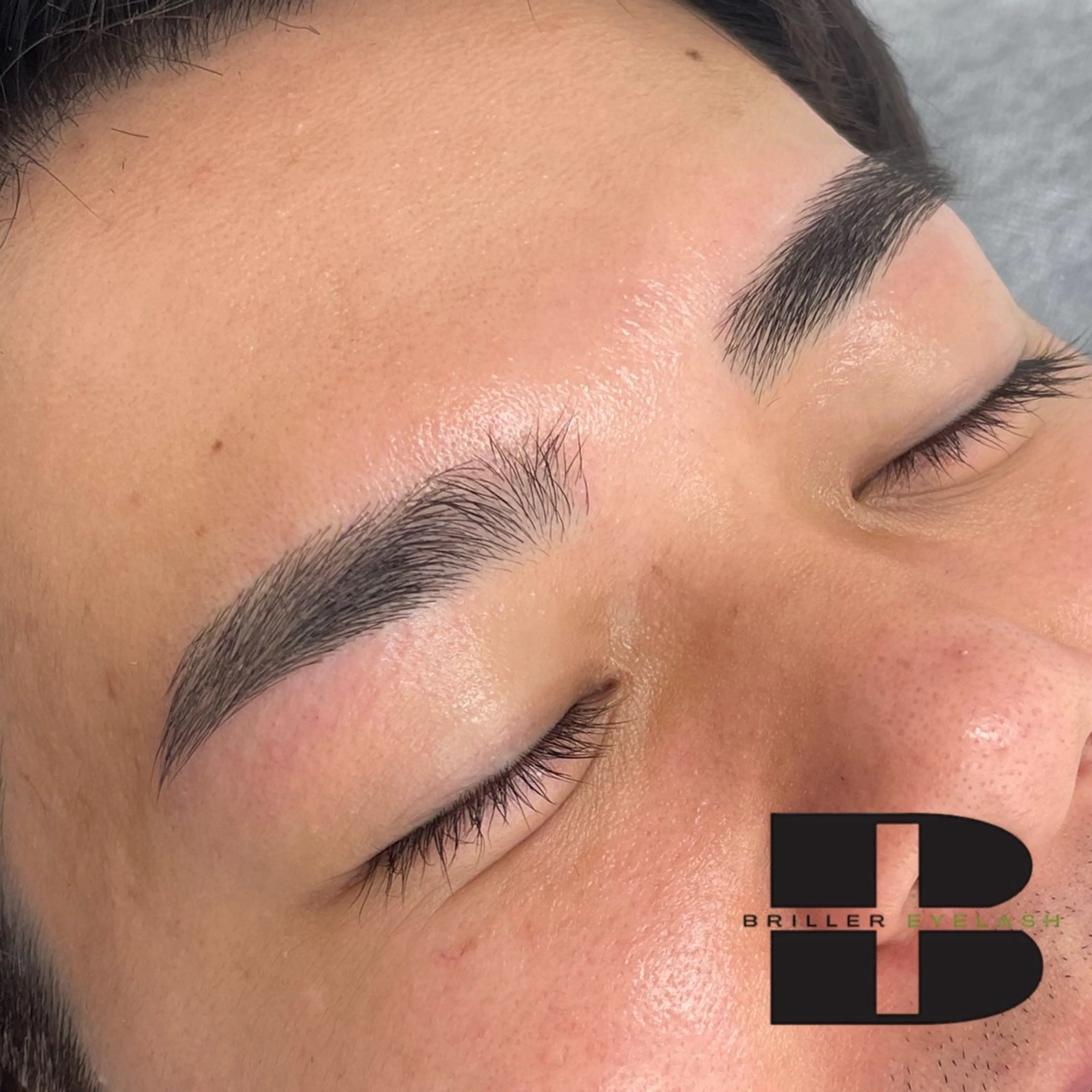 アイブロウ BRILLER EYELASHのマツエク・マツパデザイン