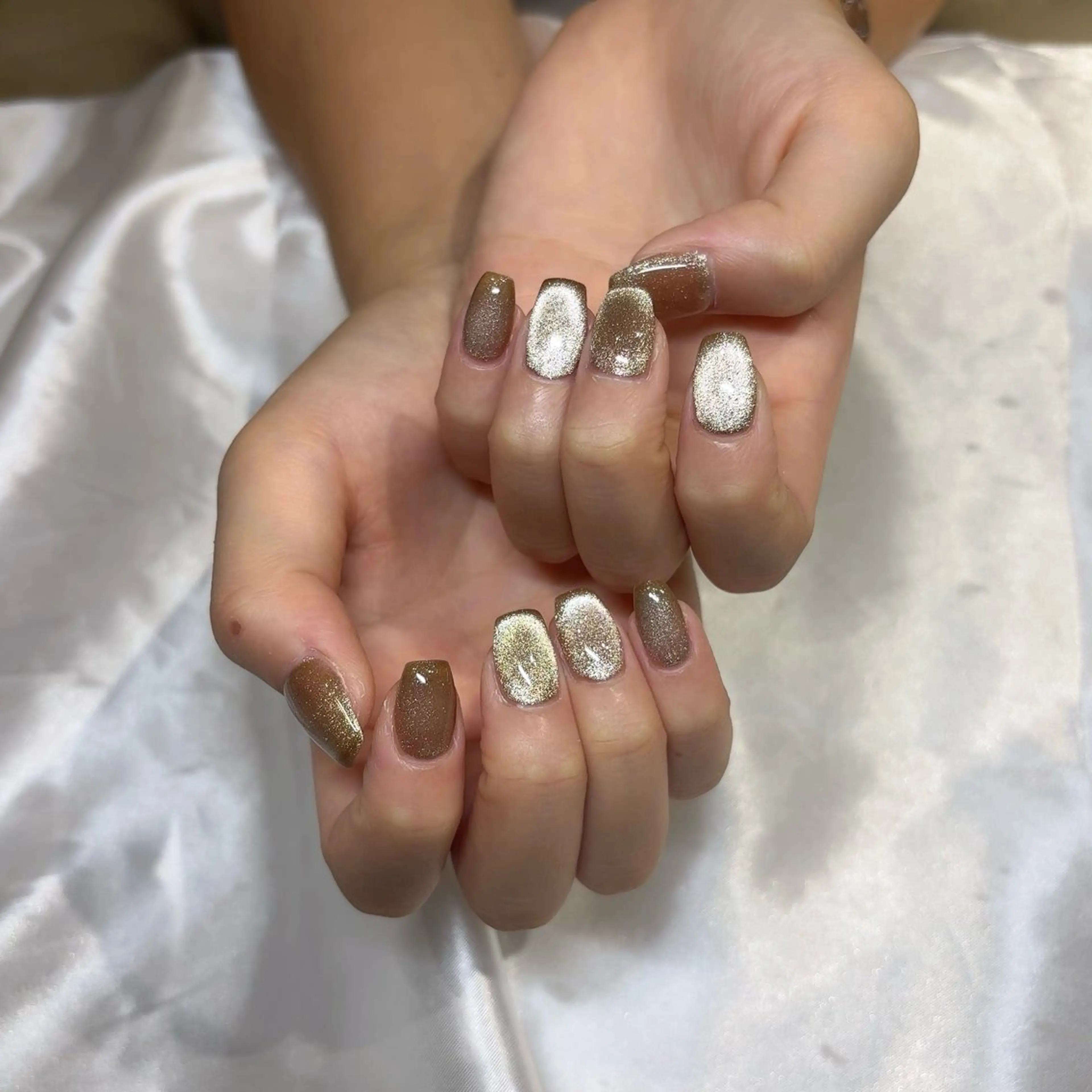 ネイル アートネイル ジェルネイル マグネットネイル パラジェル シンプルネイル Misaki Aries心斎橋店のネイルデザイン