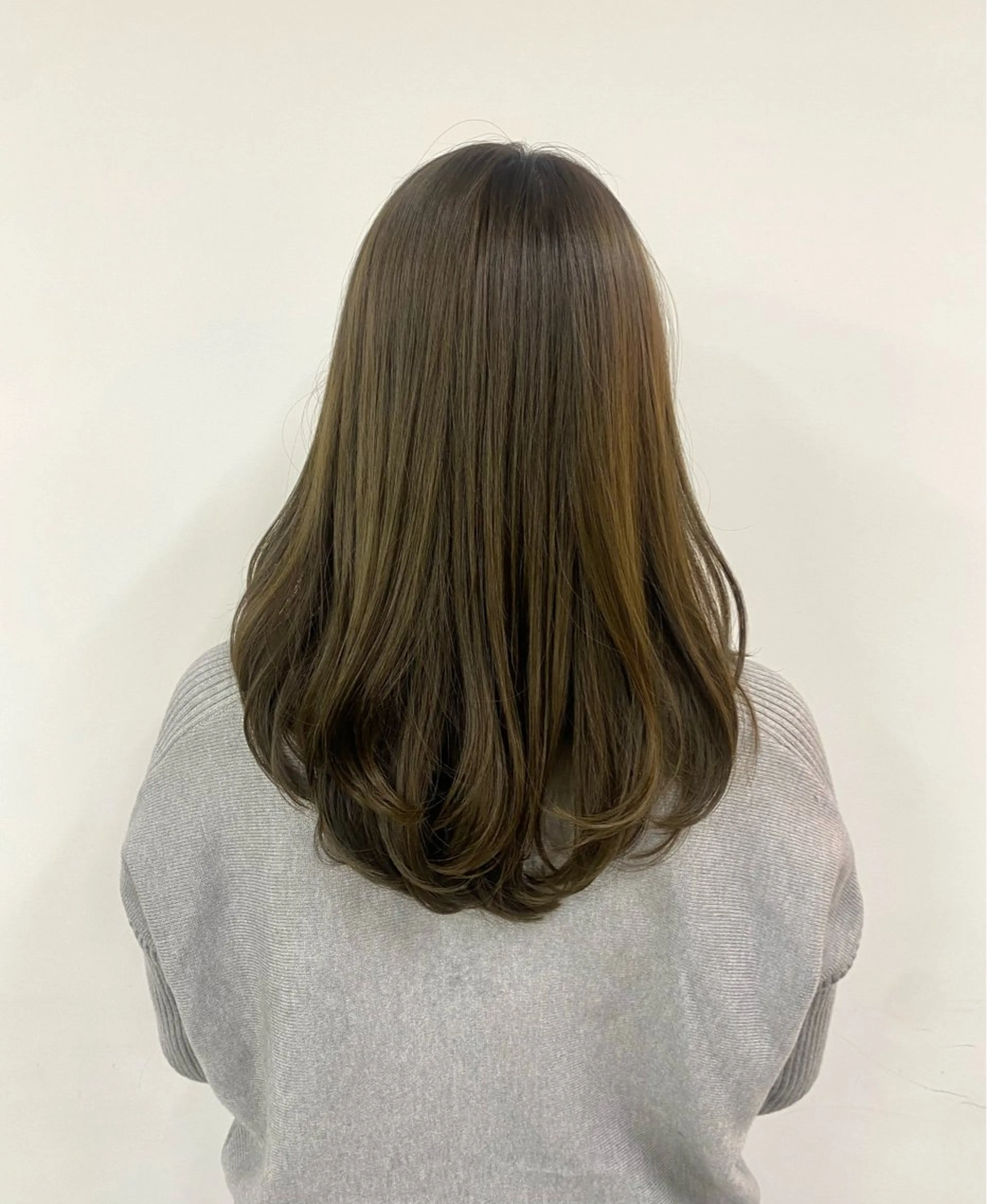 セミロング Aujuaソムリエ 🎨‎♡HARUのヘアスタイル