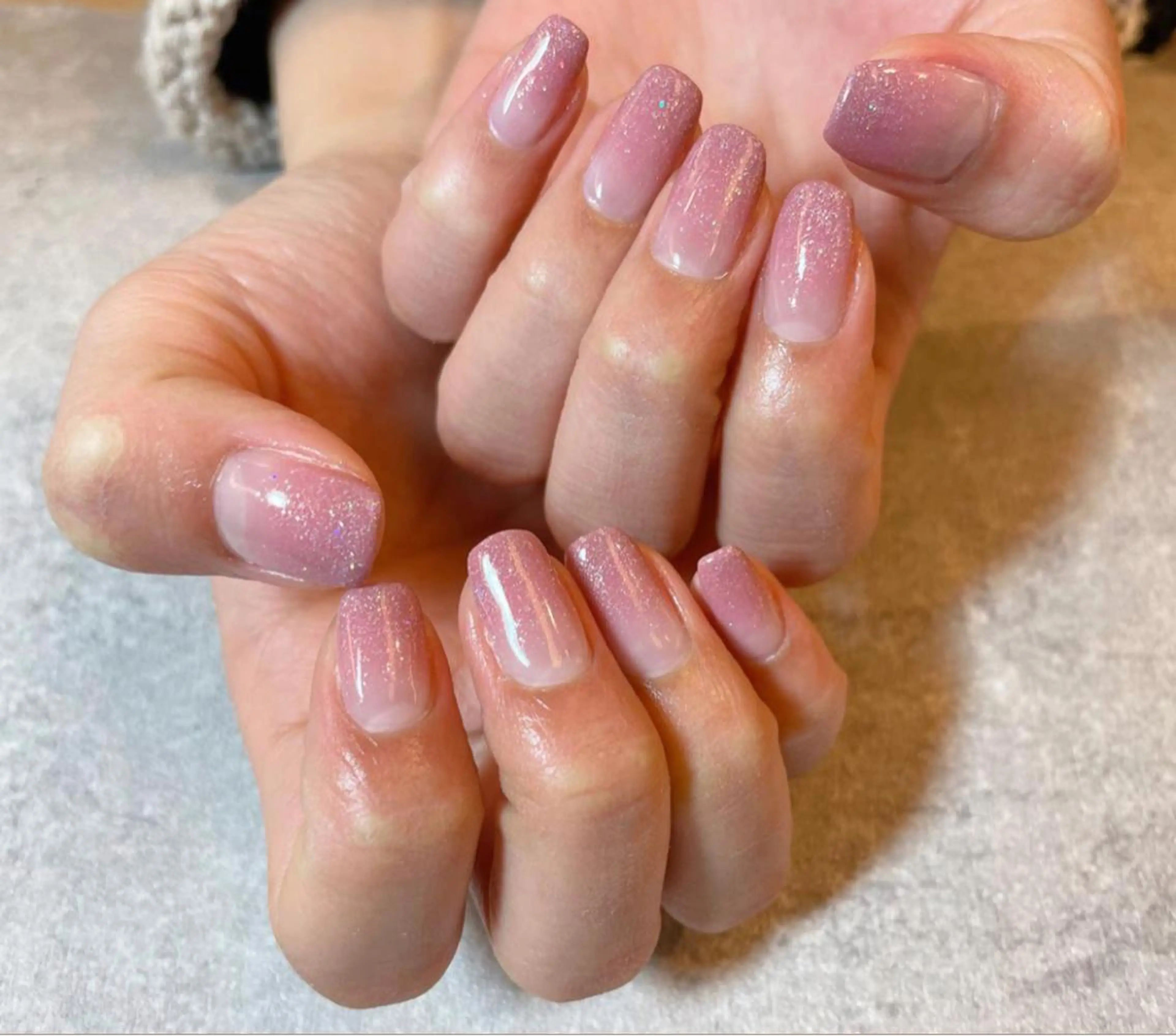 Hand オフ込、 カラーグラデーション𖥧 𖧧 税込¥7,200〜の写真