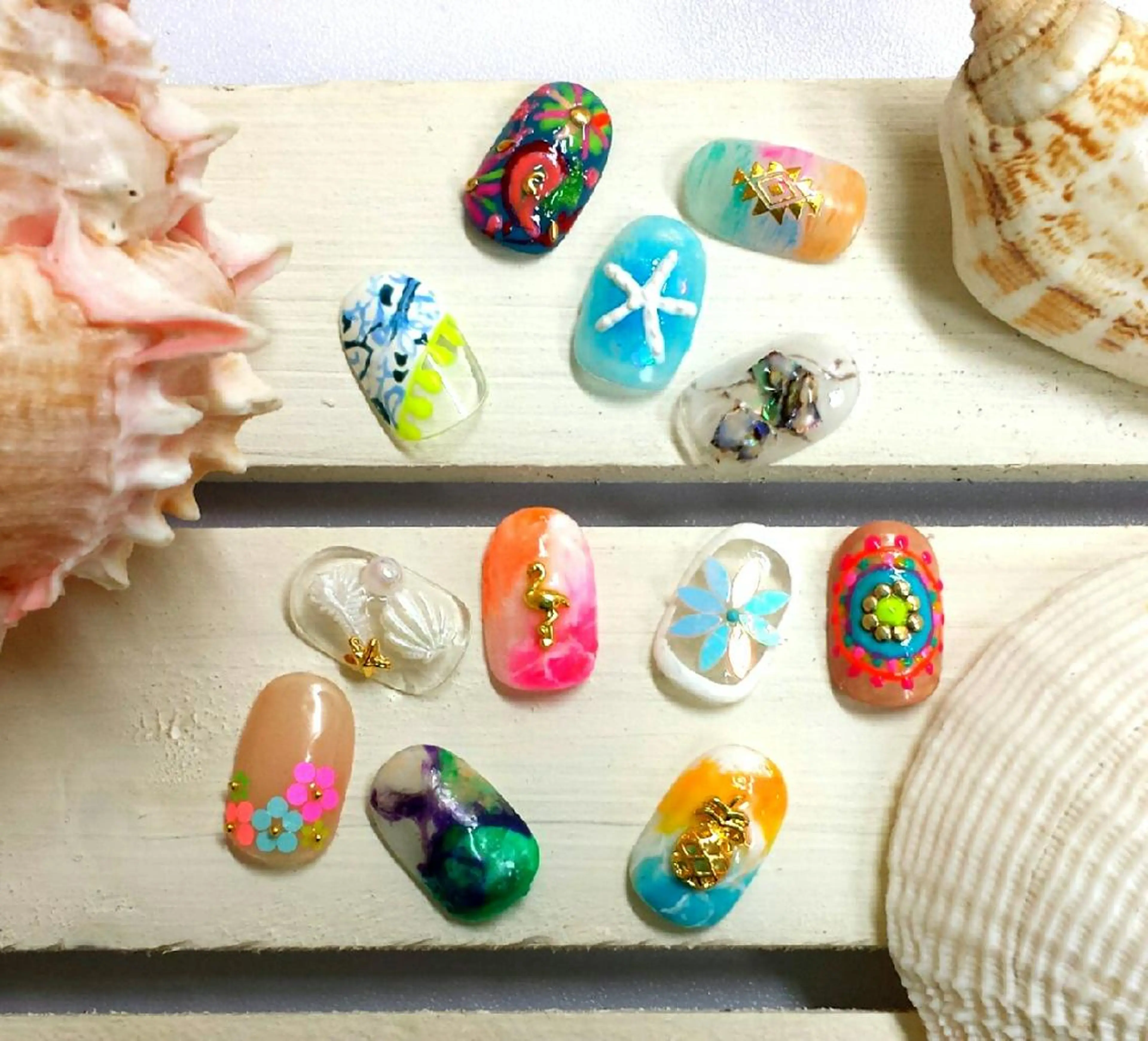 ネイル 河野ちえ (雑誌掲載サロン)のネイルデザイン