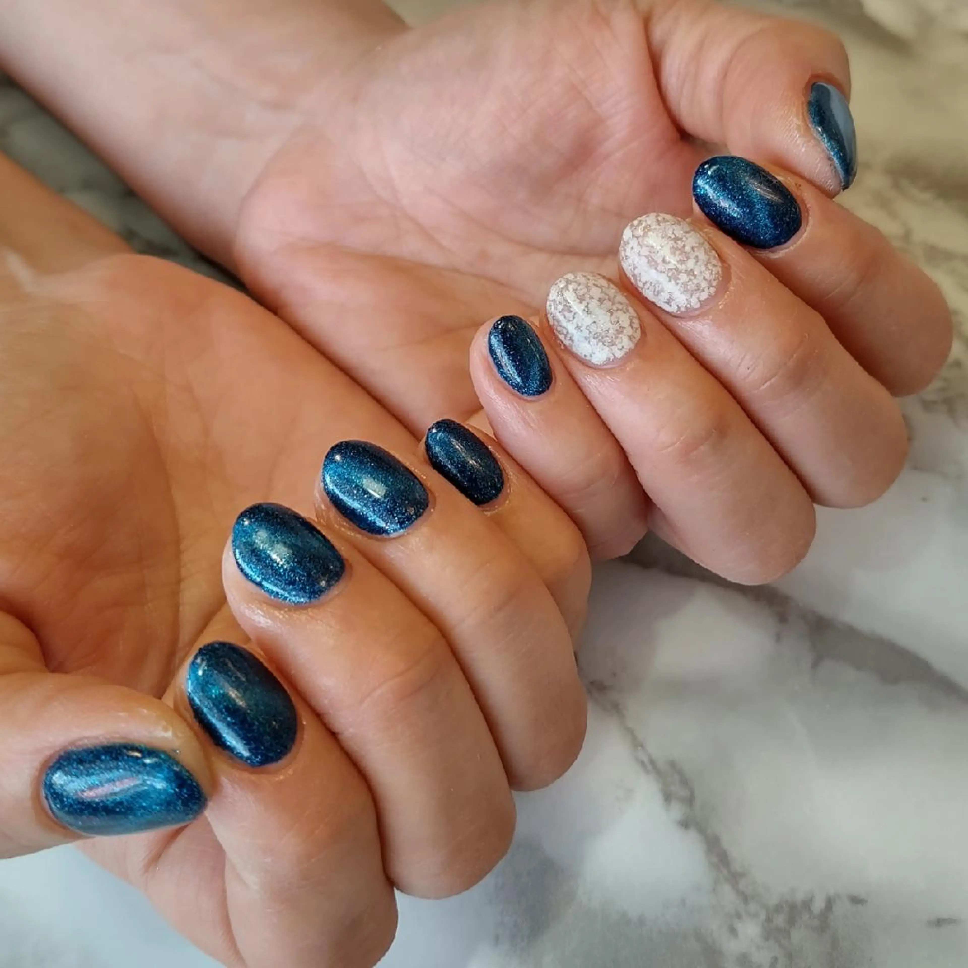 ネイル マグネットネイル ジェヌインネイル 河内のネイルデザイン