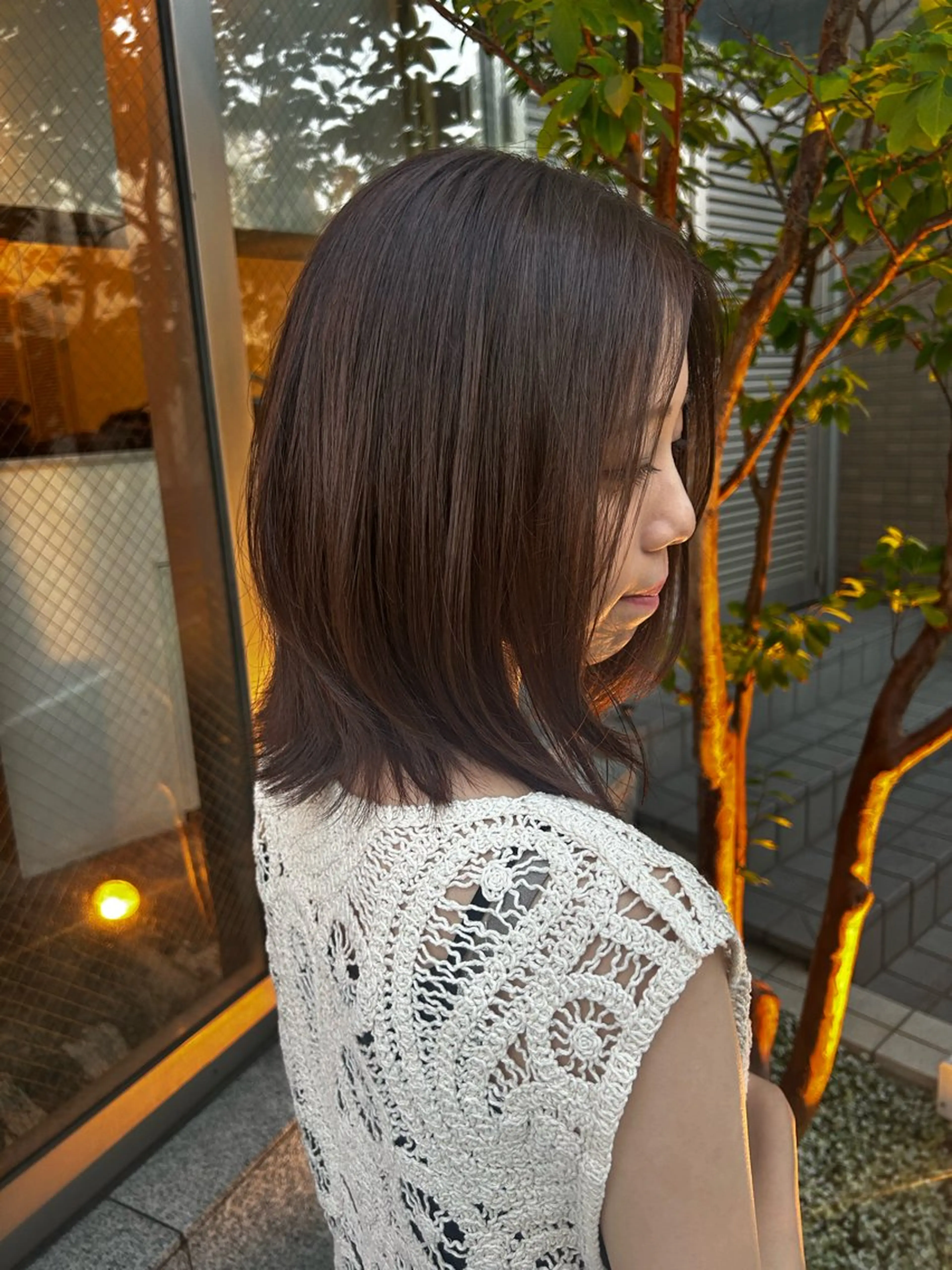 セミロング カラー イワサキ リカのヘアスタイル
