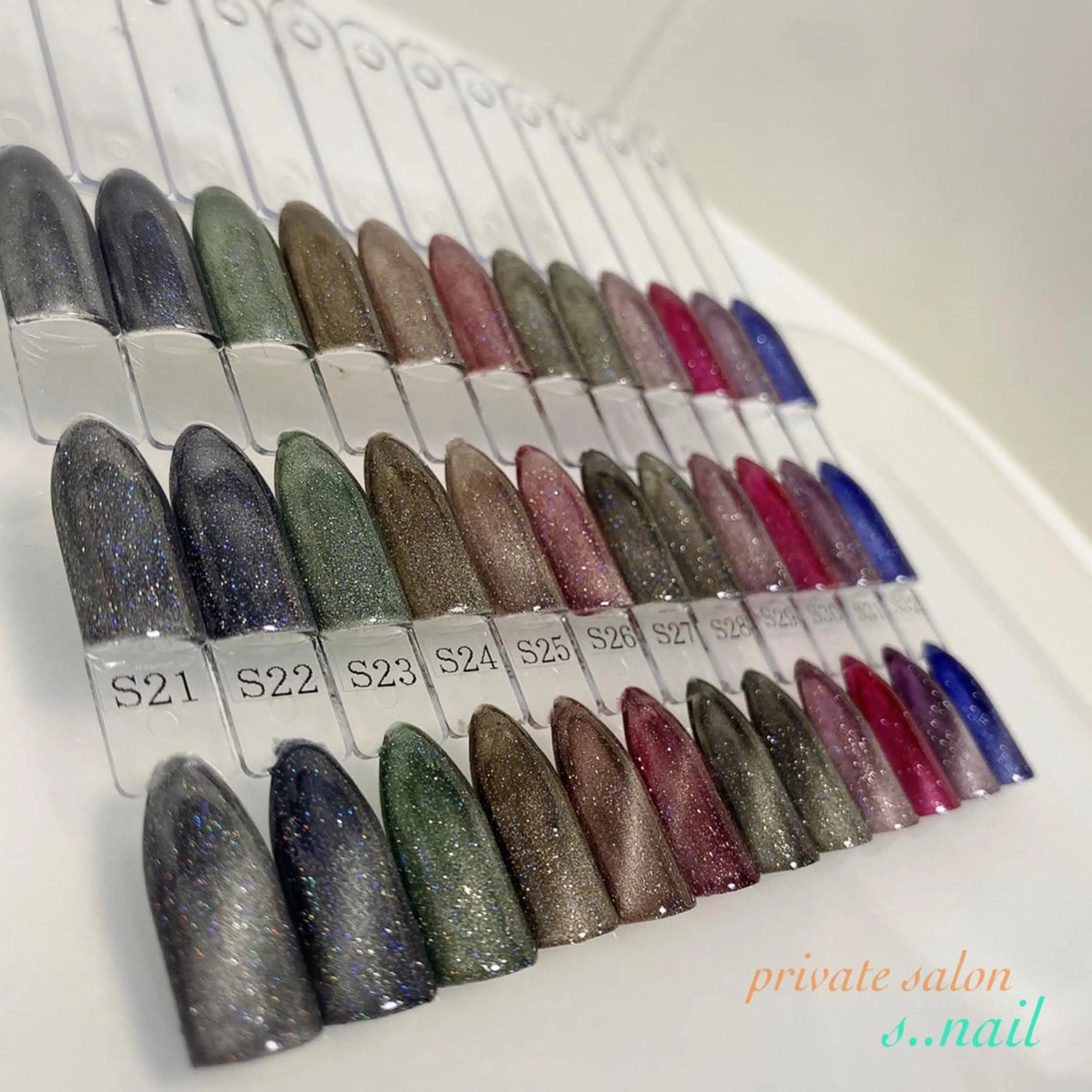 ネイル ジェルネイル マグネットネイル ワンカラーネイル s..nail / MORITAのネイルデザイン