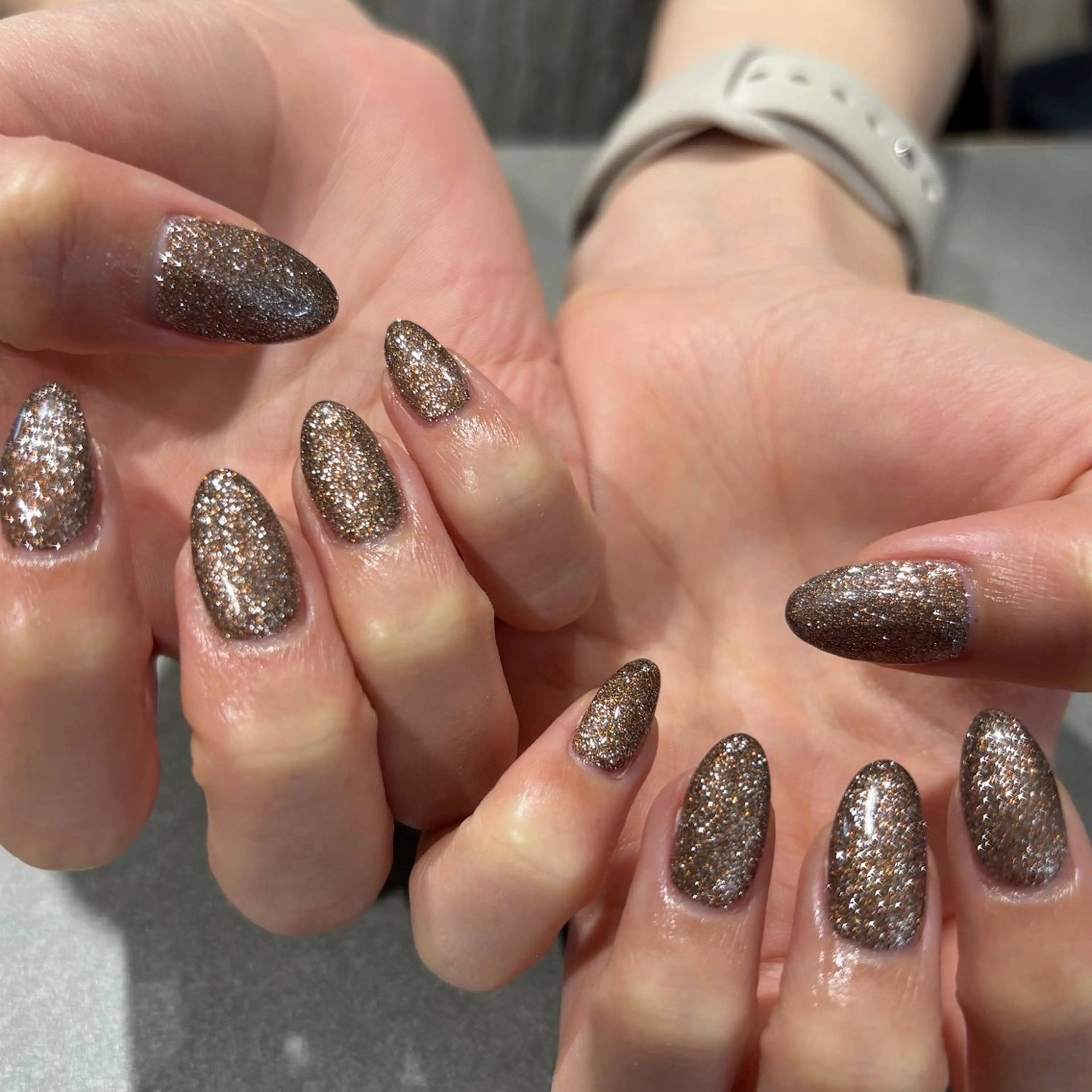 ネイル ラメ(グリッター) ワンカラーネイル &robe銀座店 runeのネイルデザイン