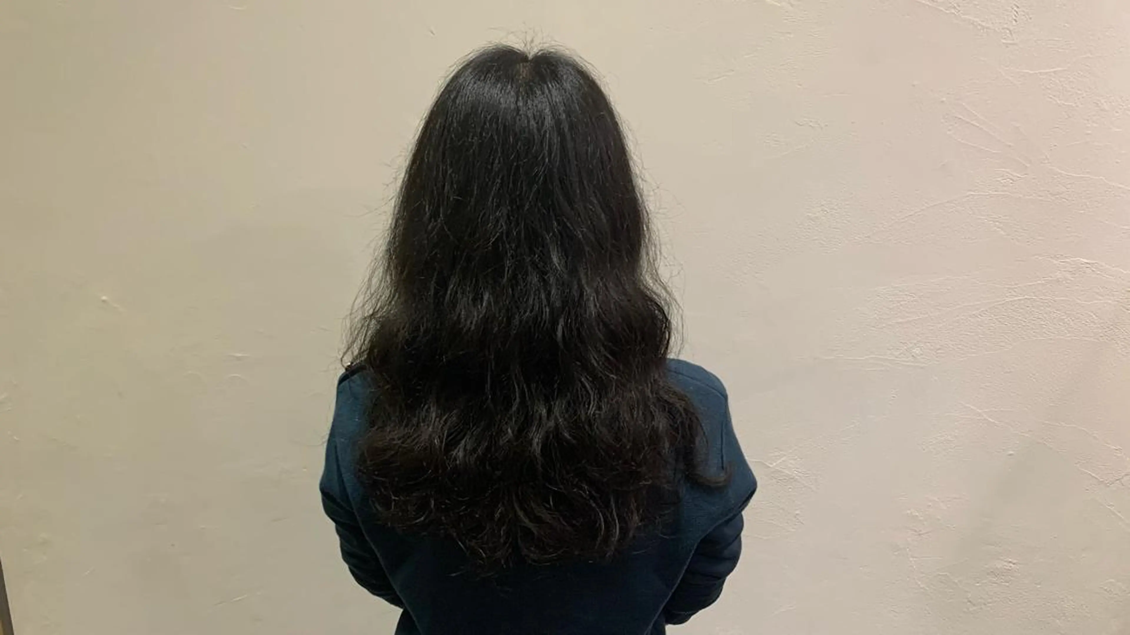 ロング パーマ 🧸 仲間ひめかのヘアスタイル