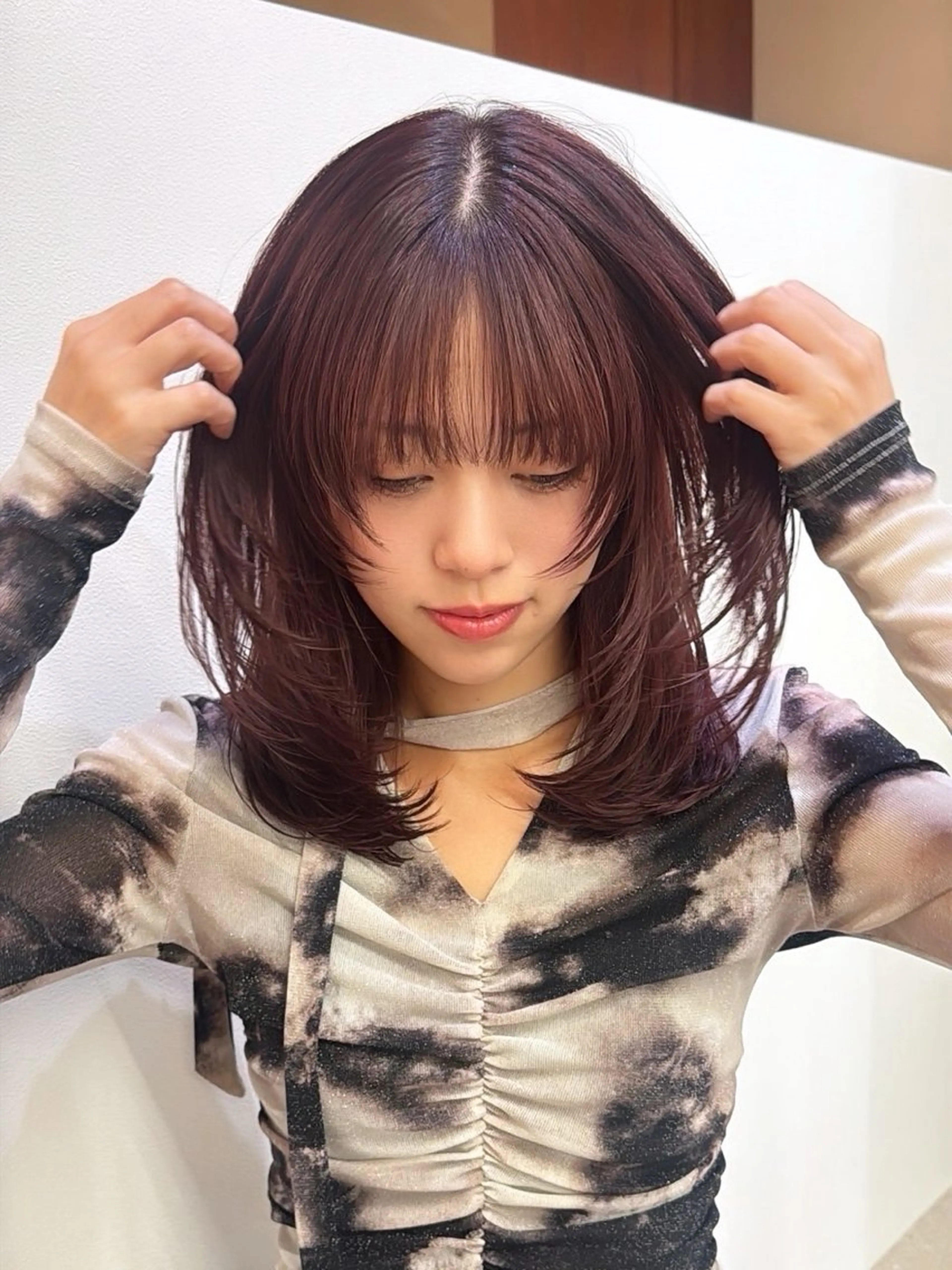 ミディアム カラー カット ヘアカラー 似合わせ美髪ヘア✨ 天王寺．阿倍野🌈のヘアスタイル