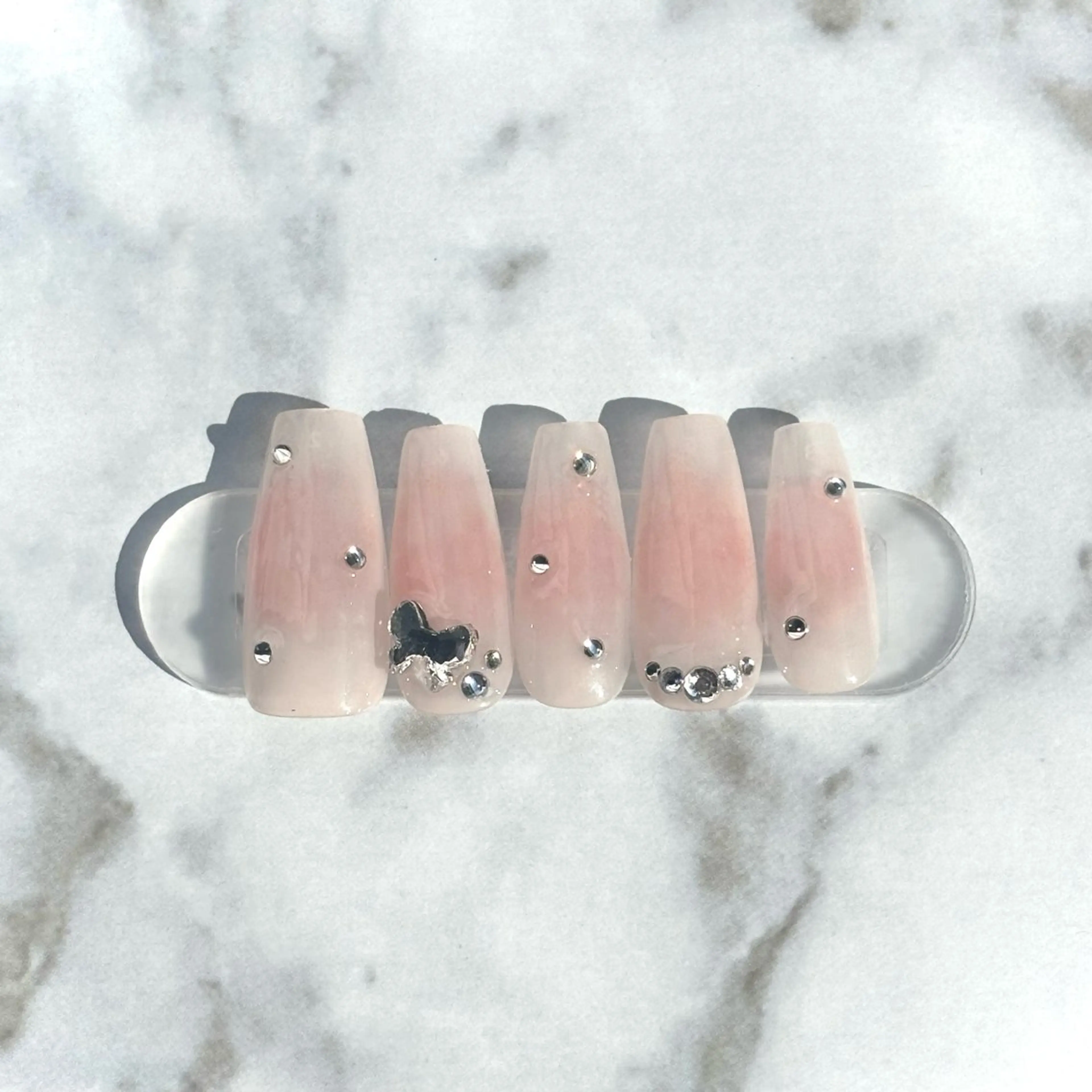 ネイル キラキラネイル ar studio/ ARISAのエステ・リラクイメージ