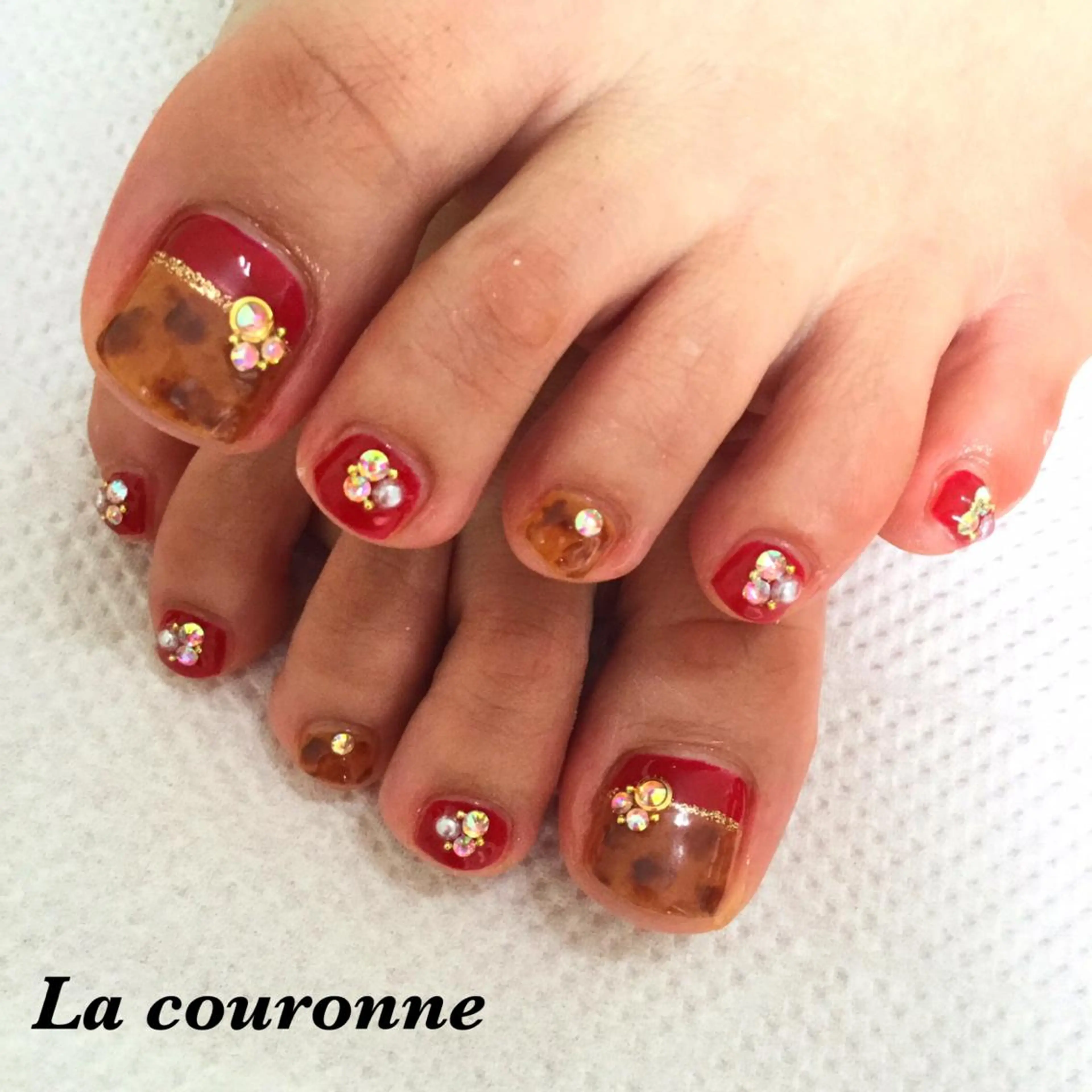 ネイル フットネイル Lacouronne NATSUMIのネイルデザイン