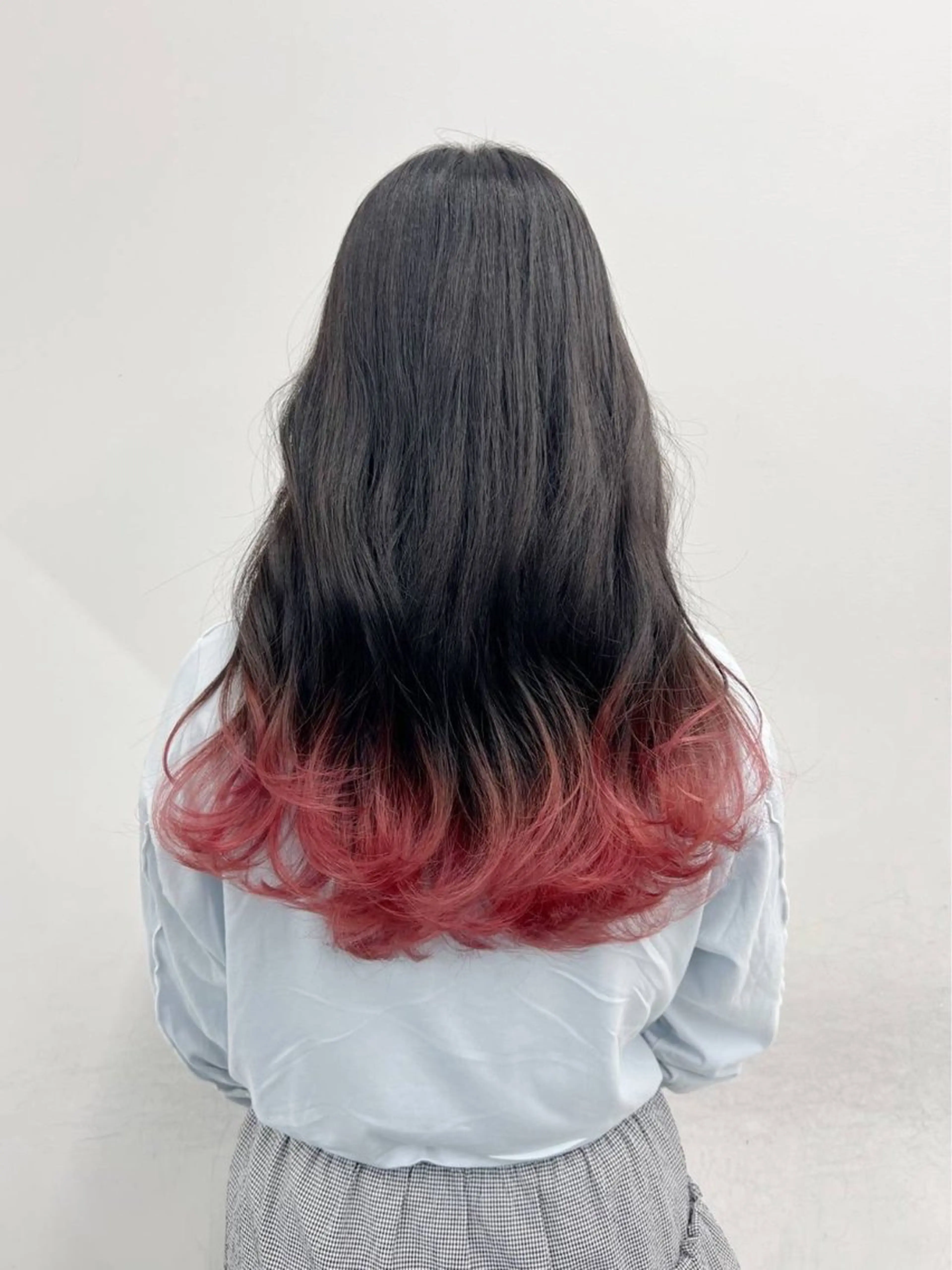 ロング ✨透明感艶カラー YUKI✨のヘアスタイル