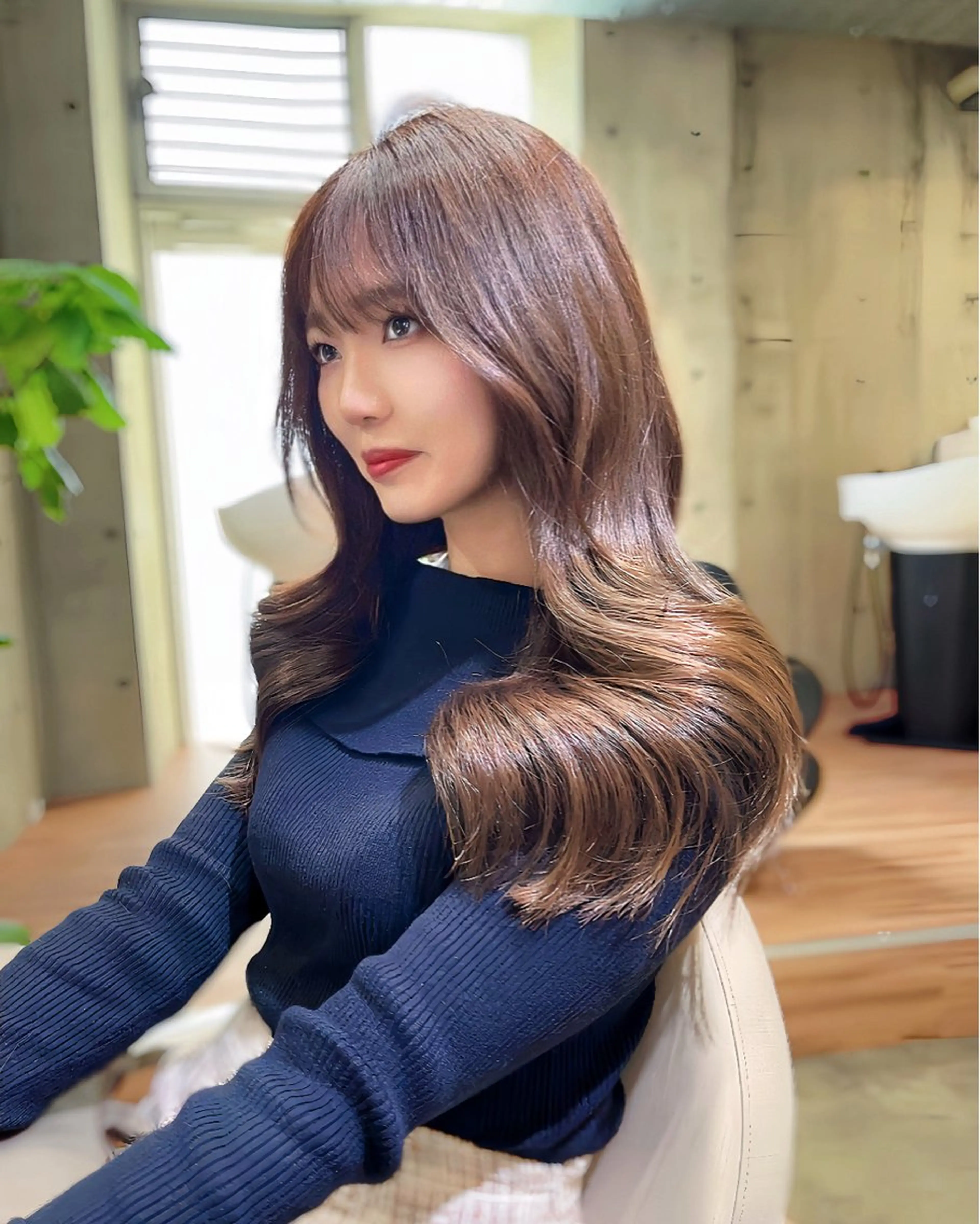 ロング カラー ヘアアレンジ レイヤー/髪質改善 /透け感カラー/艶髪のヘアスタイル