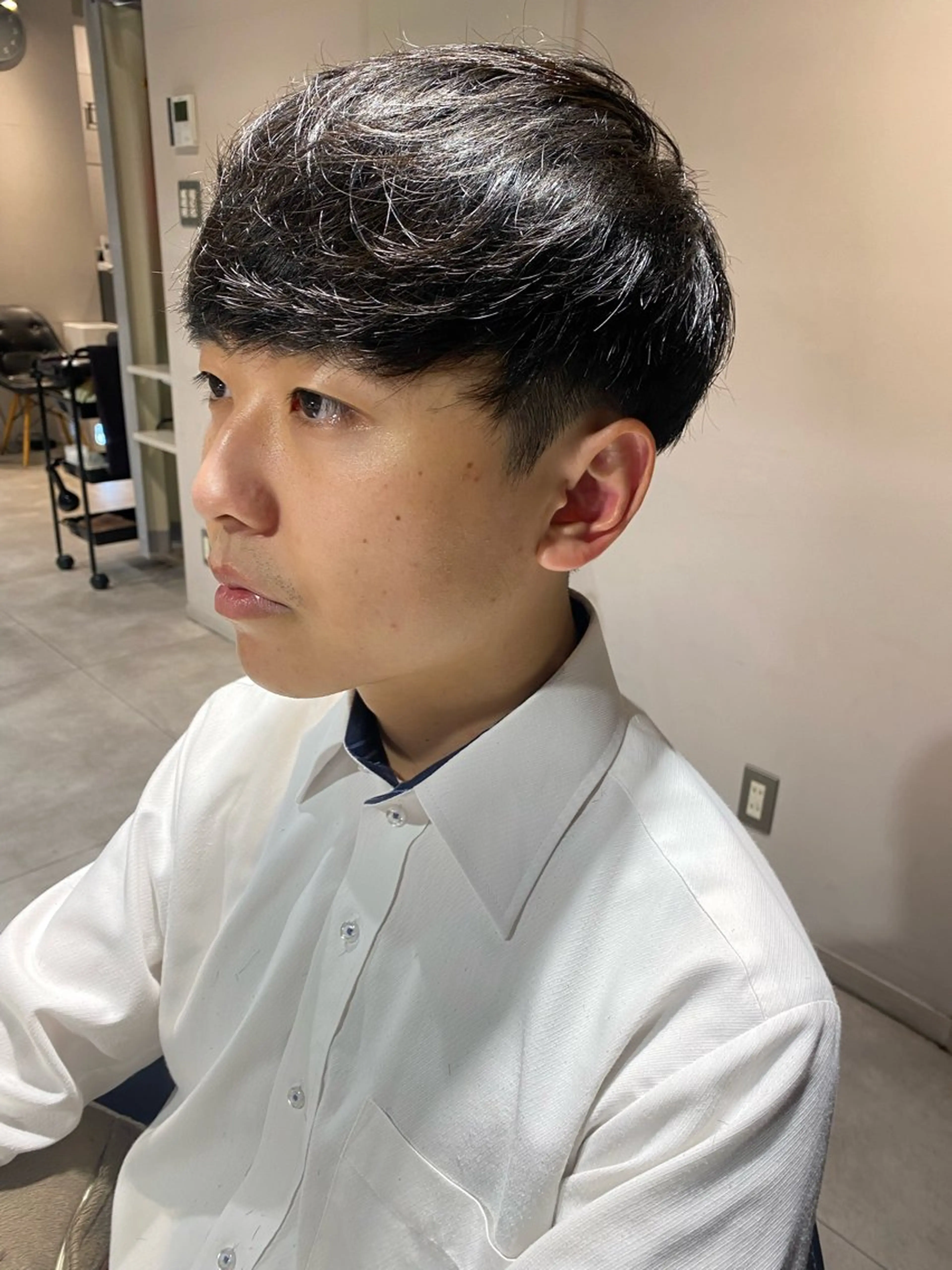 ミディアム メンズ カット 似合う髪型が 分からない方へのヘアスタイル