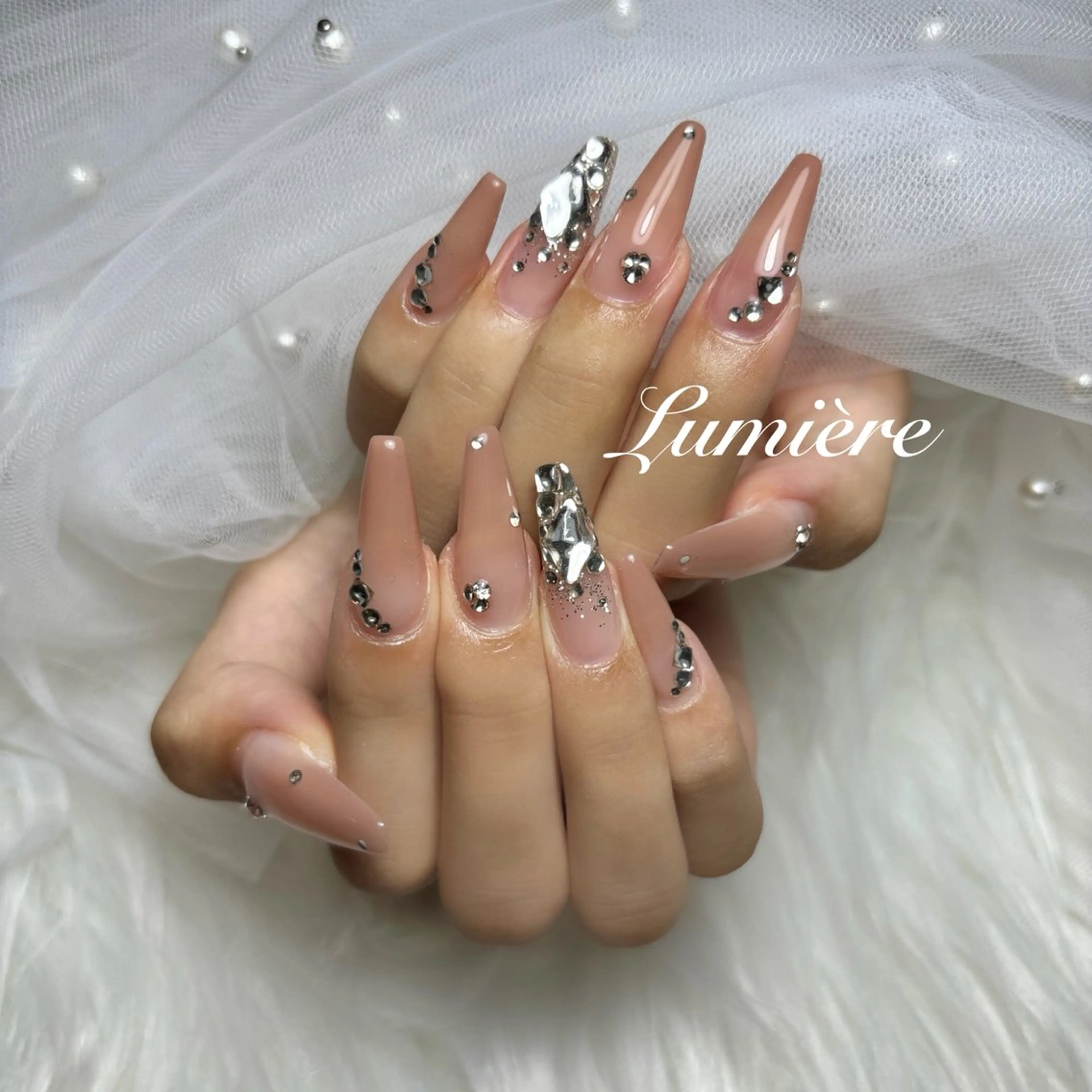 ネイル ハンドネイル Lumière/ 超ロング/ワンホンのネイルデザイン