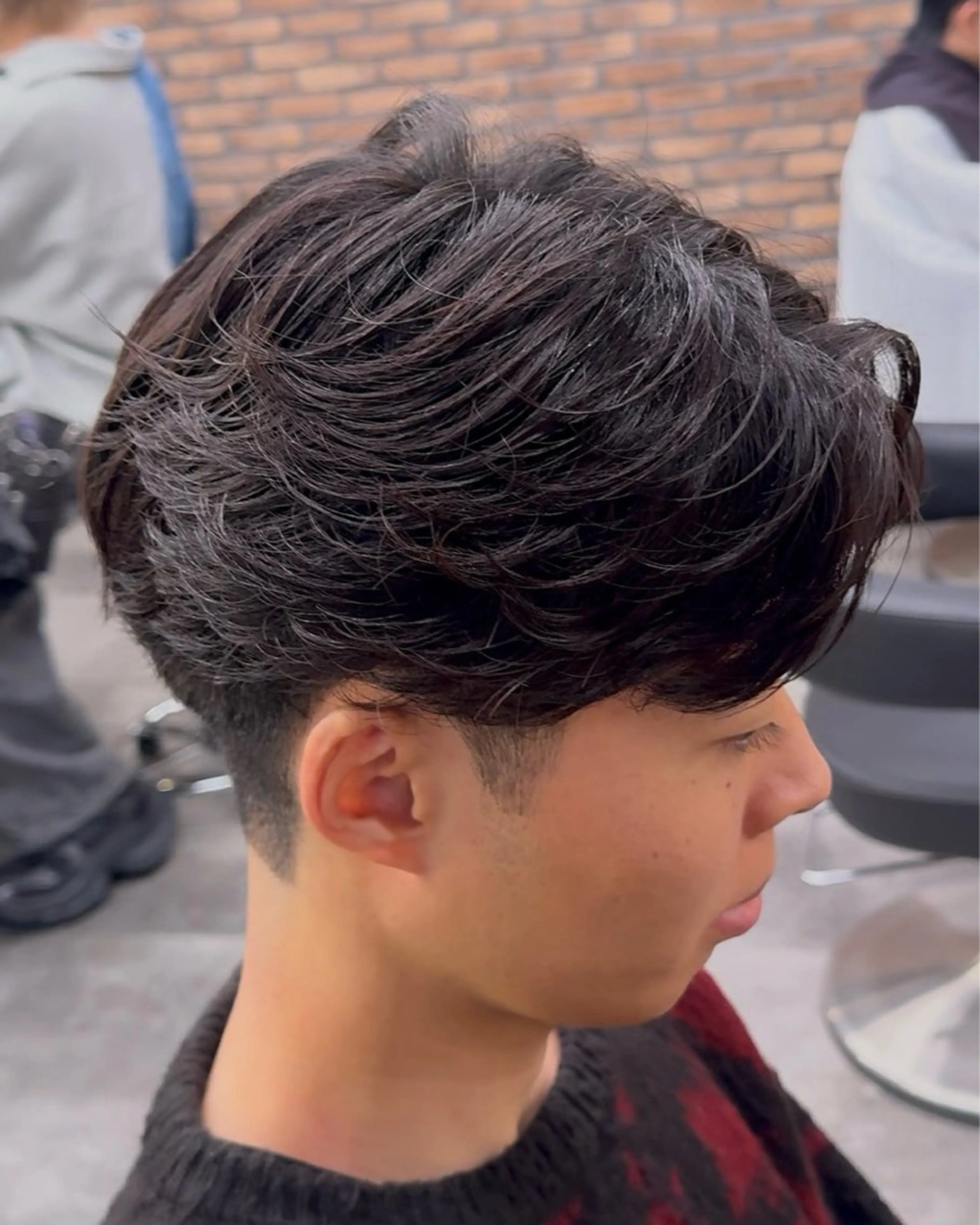 パーマ メンズ カット パーマ シャドウ/フェザー 朝崎倭斗のヘアスタイル