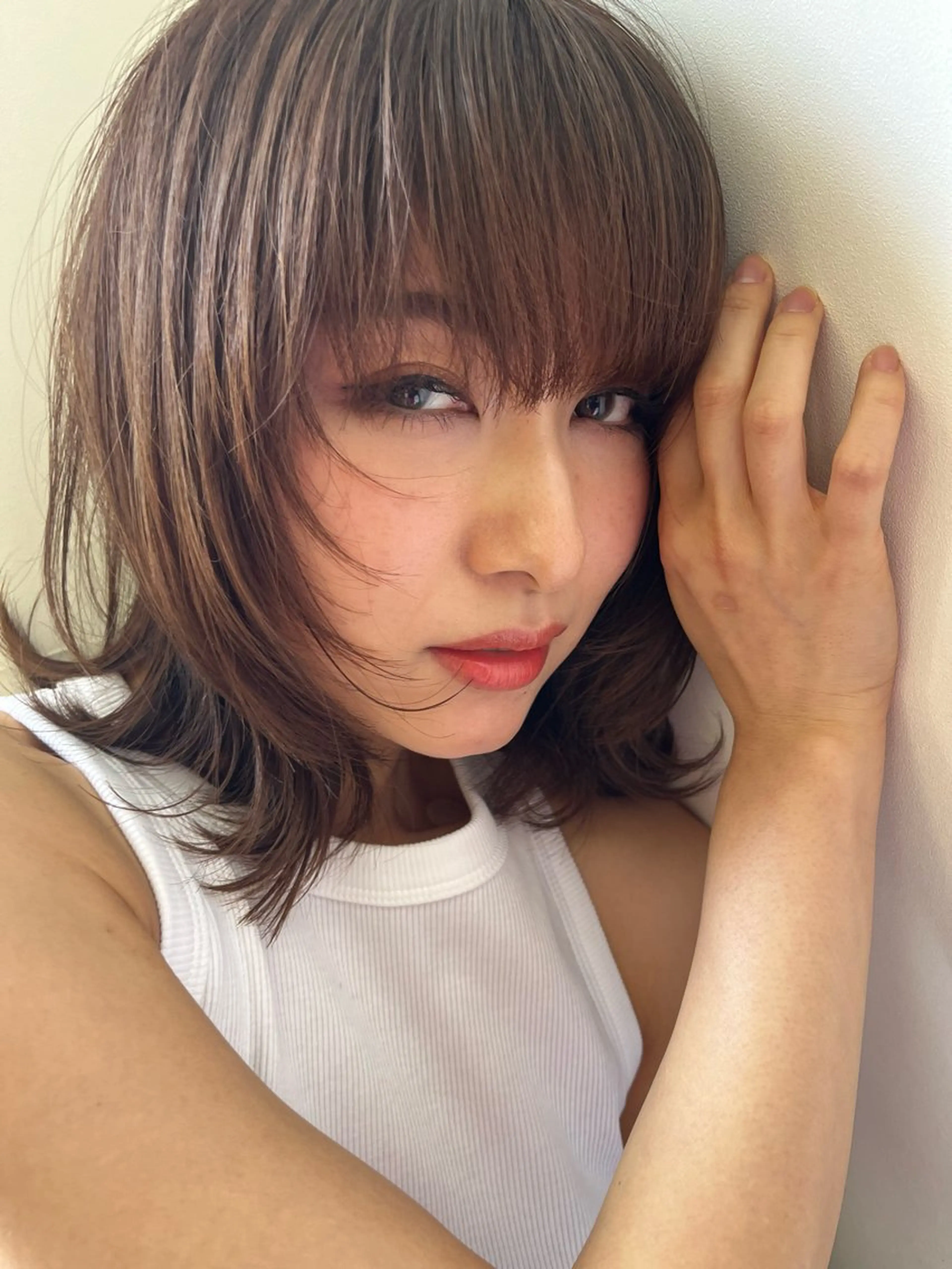 ミディアム 柔らかい艶暖色 レイヤー🫧姫汝のヘアスタイル