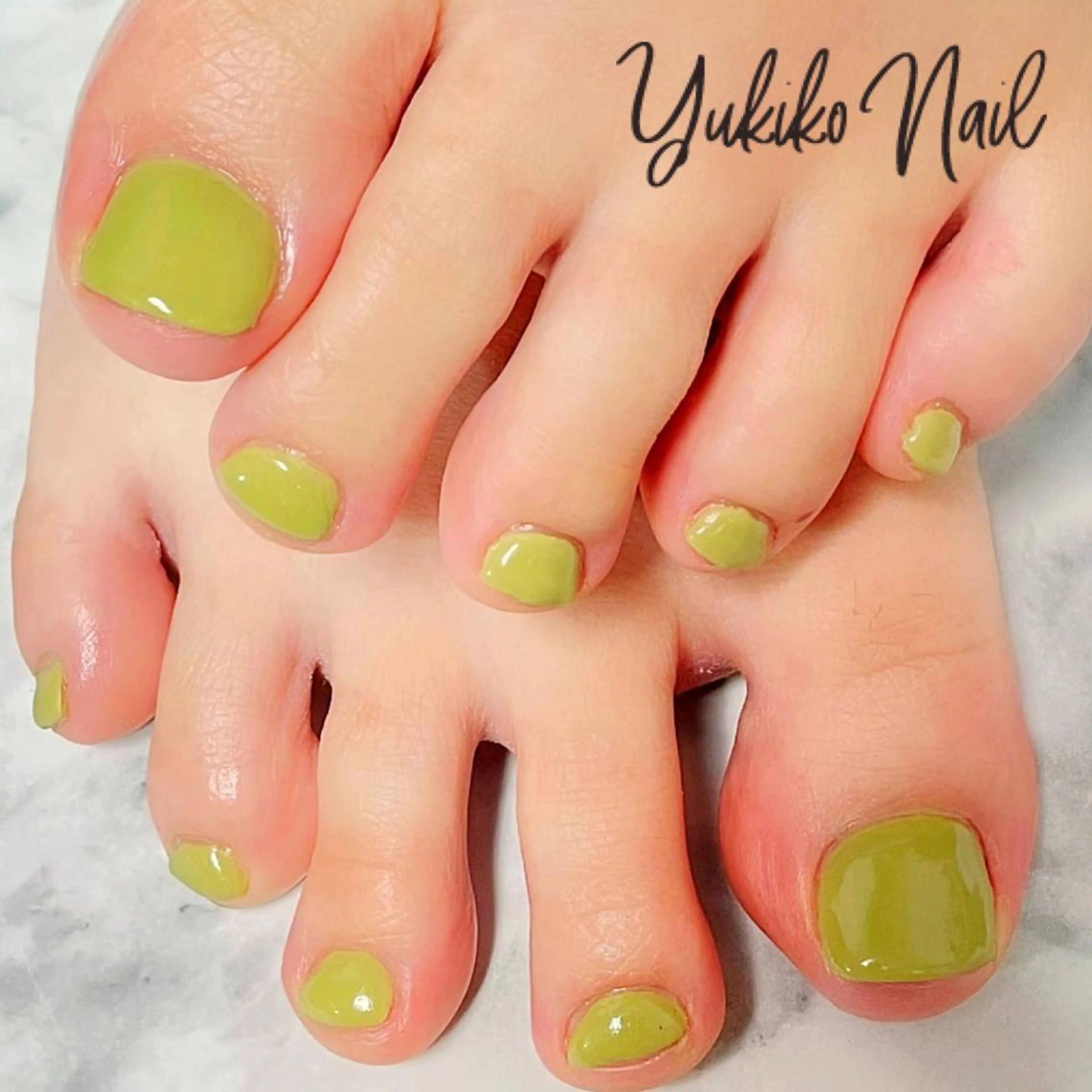 ネイル チークネイル 桜ネイル フットネイル グリーン ワンカラーネイル フットネイル ユキコ ネイルのネイルデザイン
