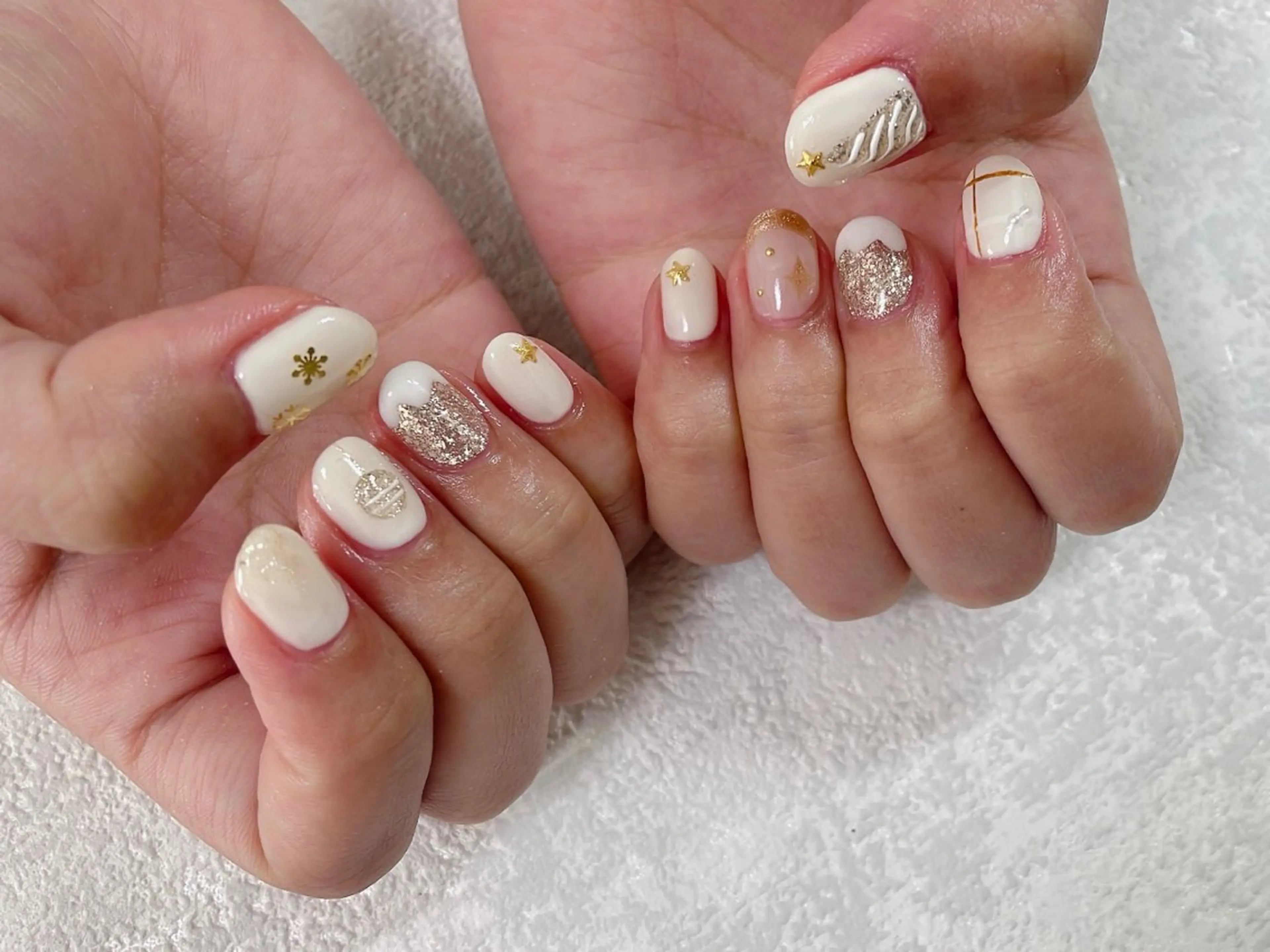 ネイル オーロラネイル フットネイル フレンチネイル ジェルネイル 韓国ネイル ハンドネイル kiki nail &brow二子玉川の眉毛・アイブロウイメージ