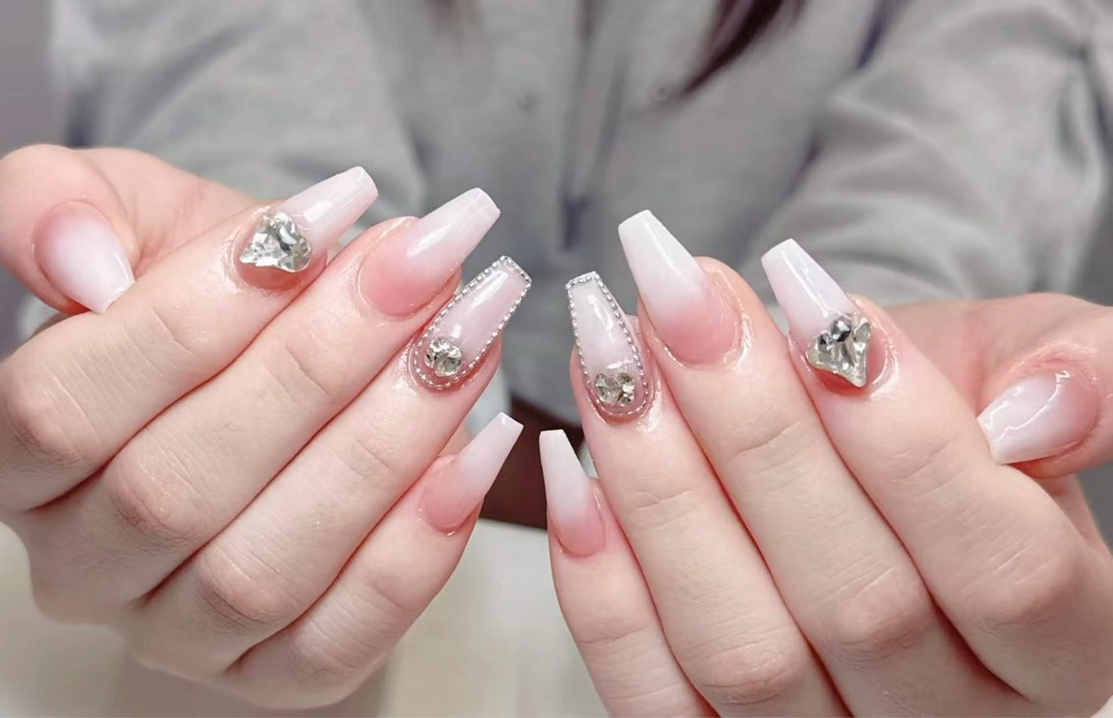 ネイル ハンドネイル Romosa Nailのネイルデザイン