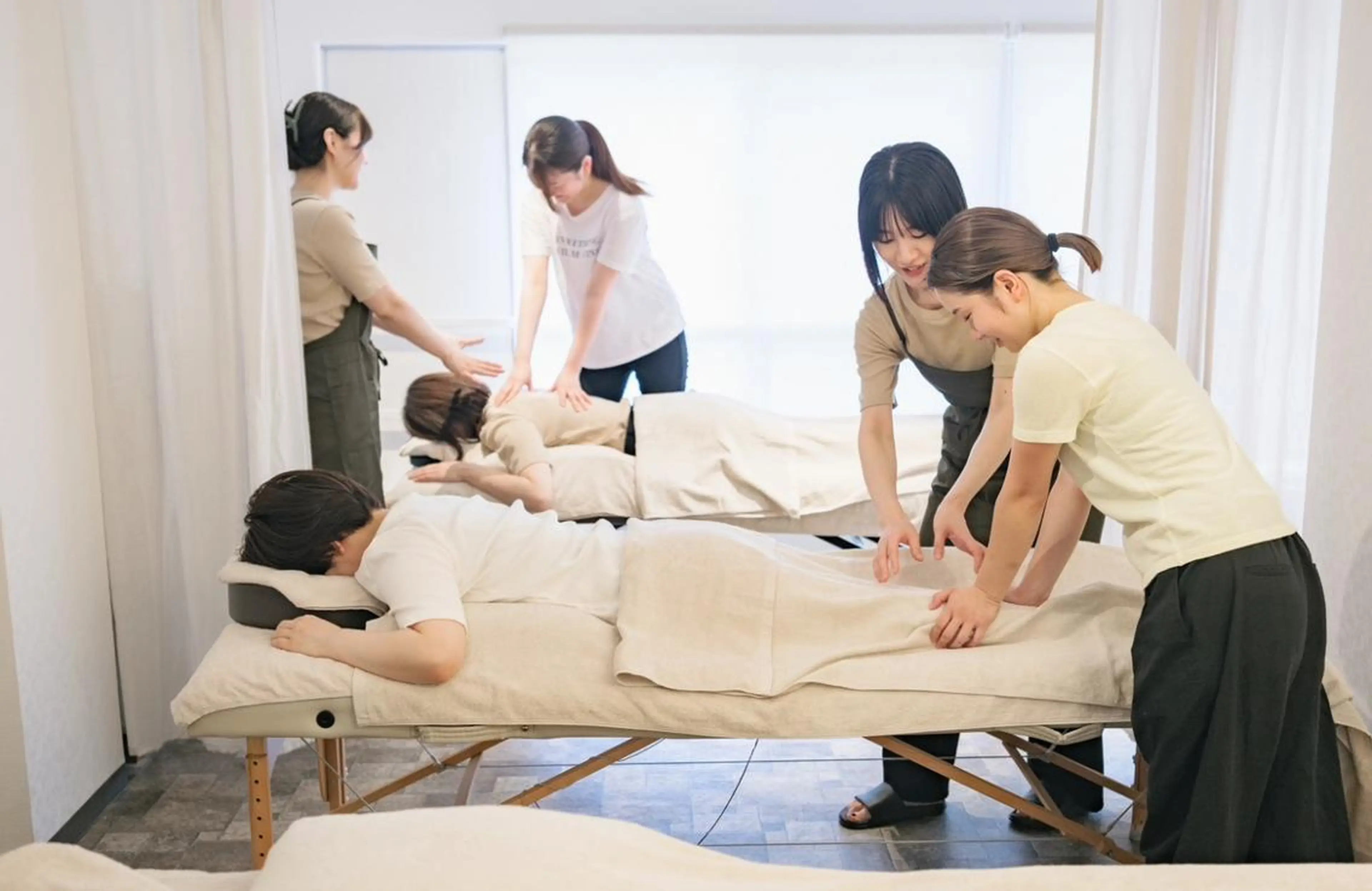 【研修モデル様募集】ボディケア(揉みほぐし)120分 ¥0の写真