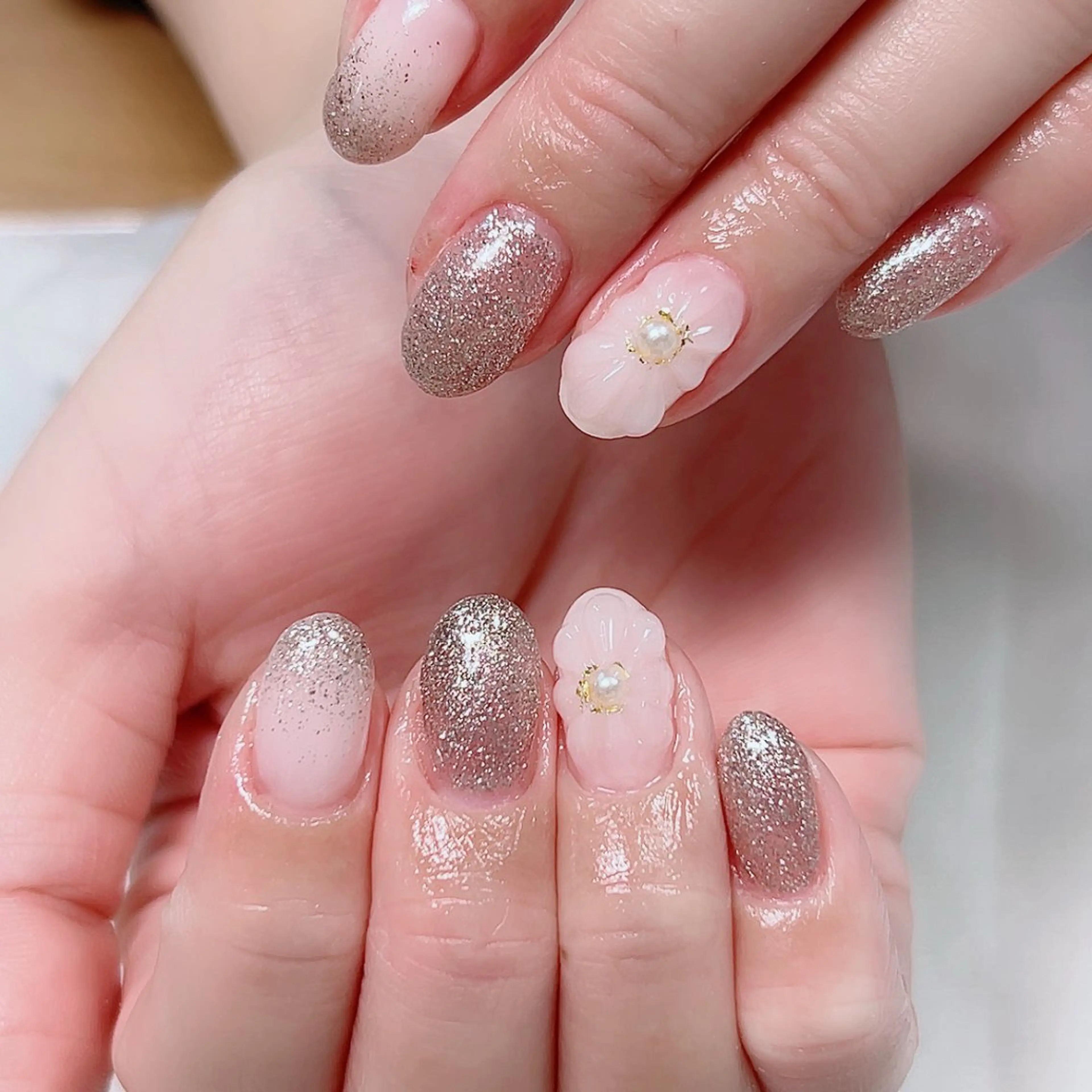 ネイル ラメ(グリッター) ラメグラデーション ワンカラーネイル ピンク ぷっくりネイル Cute Tips nailのネイルデザイン