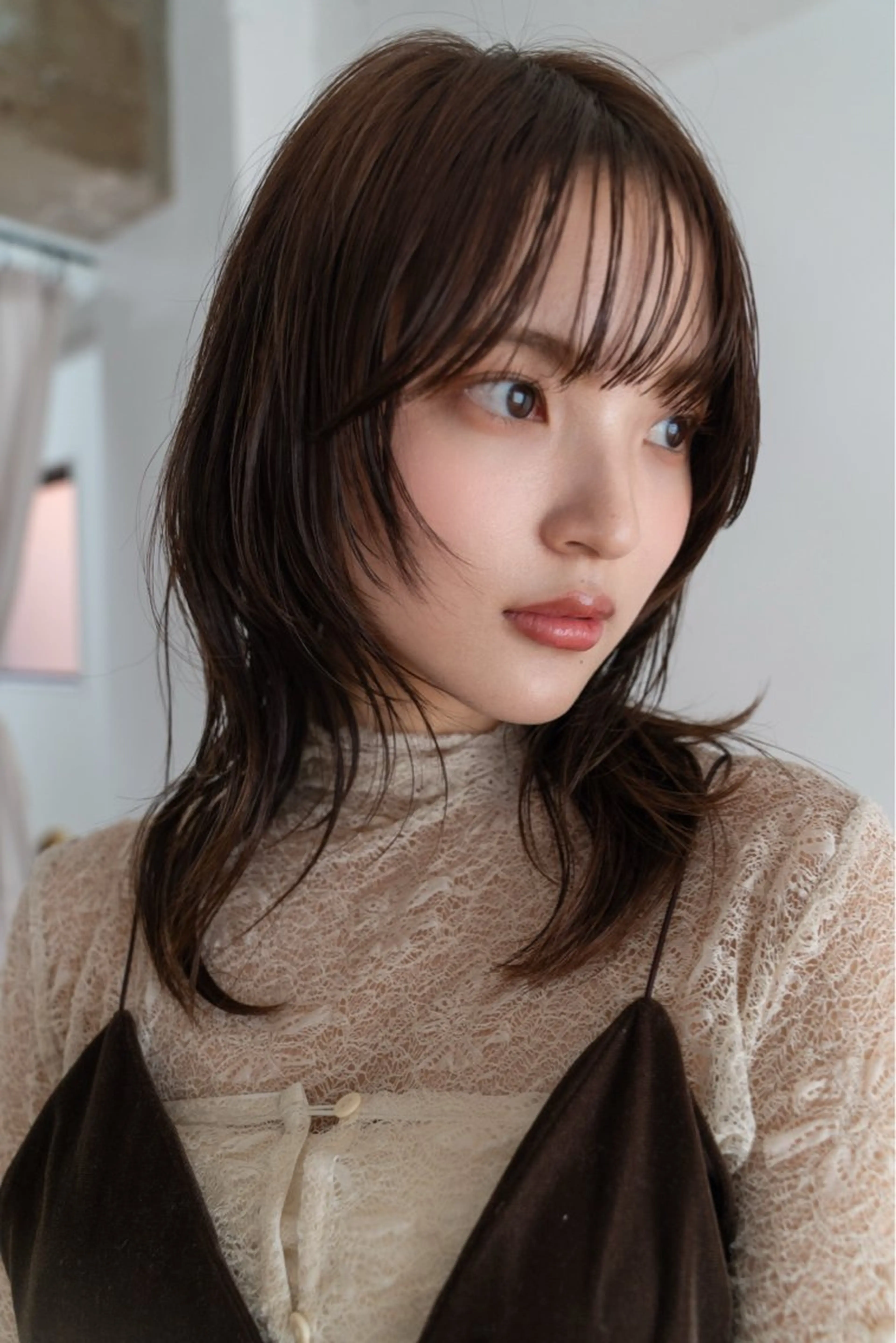 ミディアム カラー ウエズ ミコトのヘアスタイル