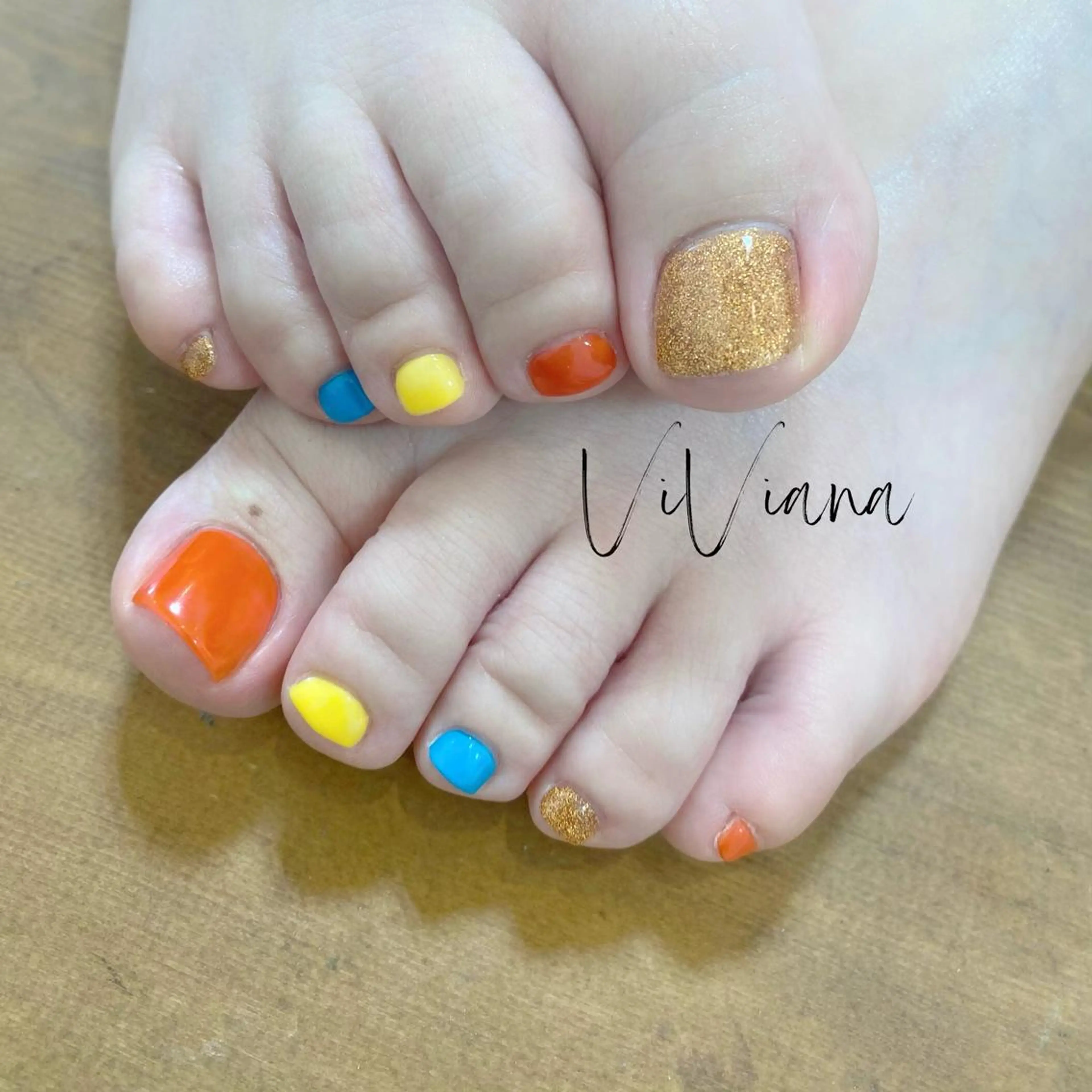 ネイル フットネイル ViViana ｳﾞｨｳﾞｨｱﾅのネイルデザイン