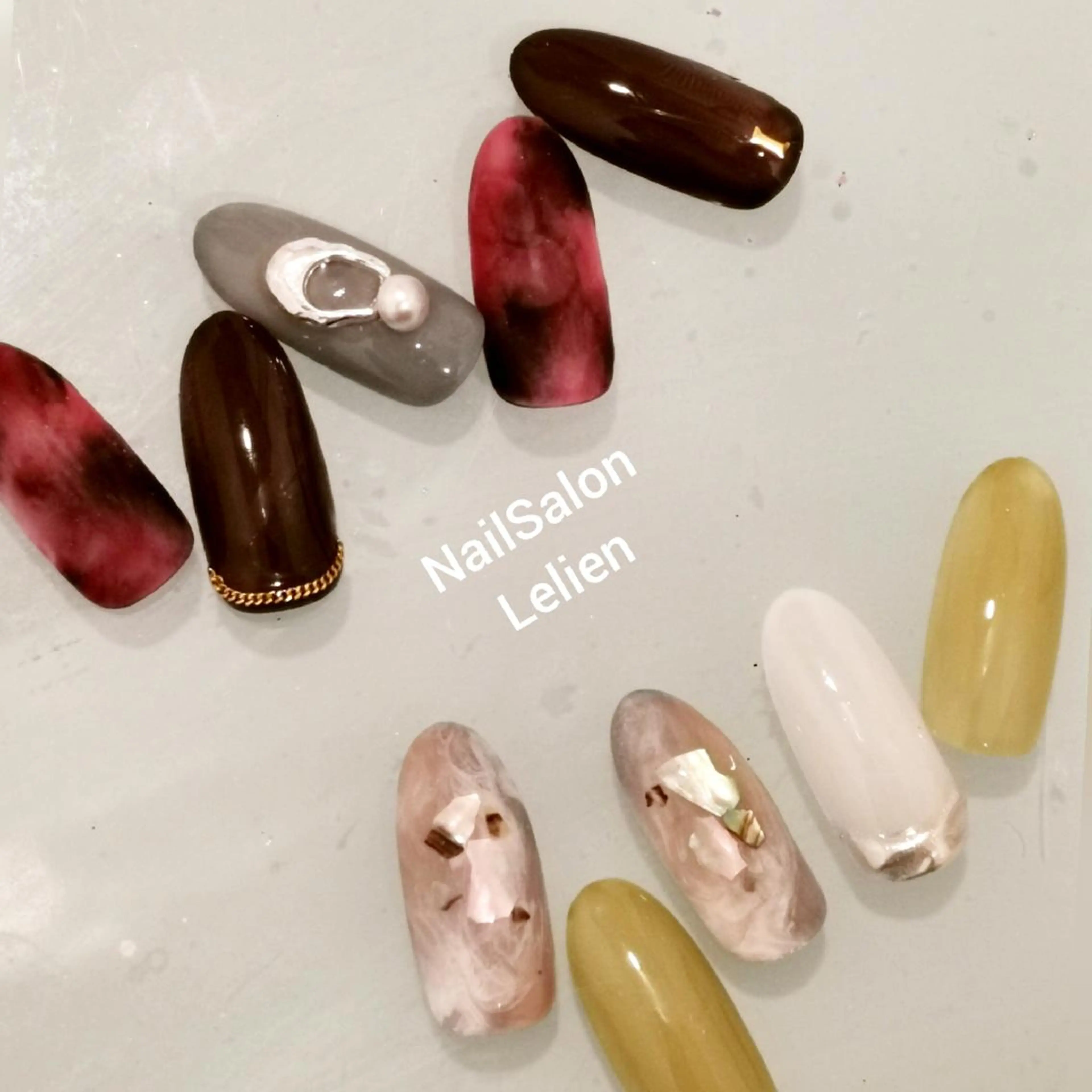 ネイル カラー ネイルサロン Lelienルリエのネイルデザイン