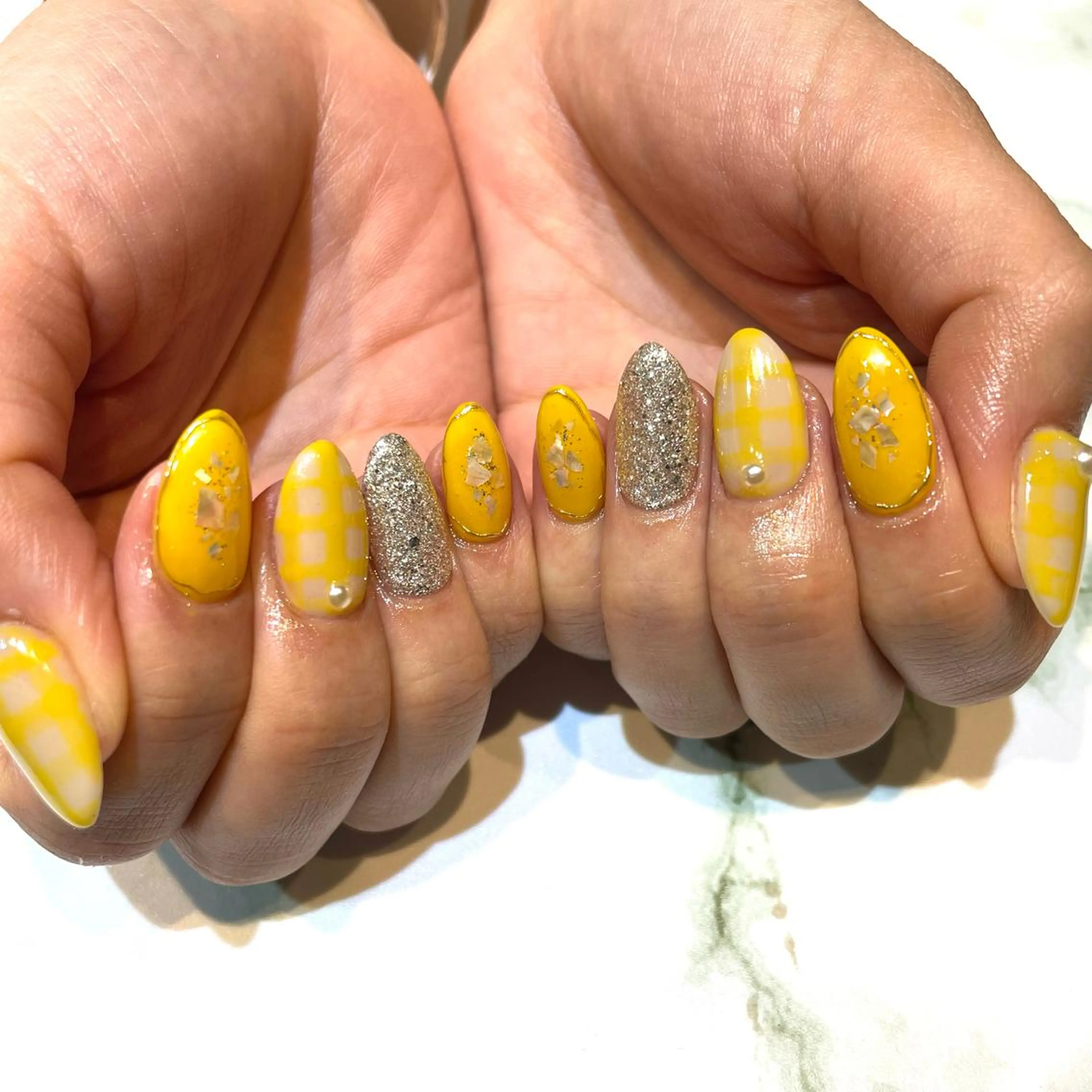 ネイル 持ち込み ハンドネイル 糀屋 彩奈のネイルデザイン