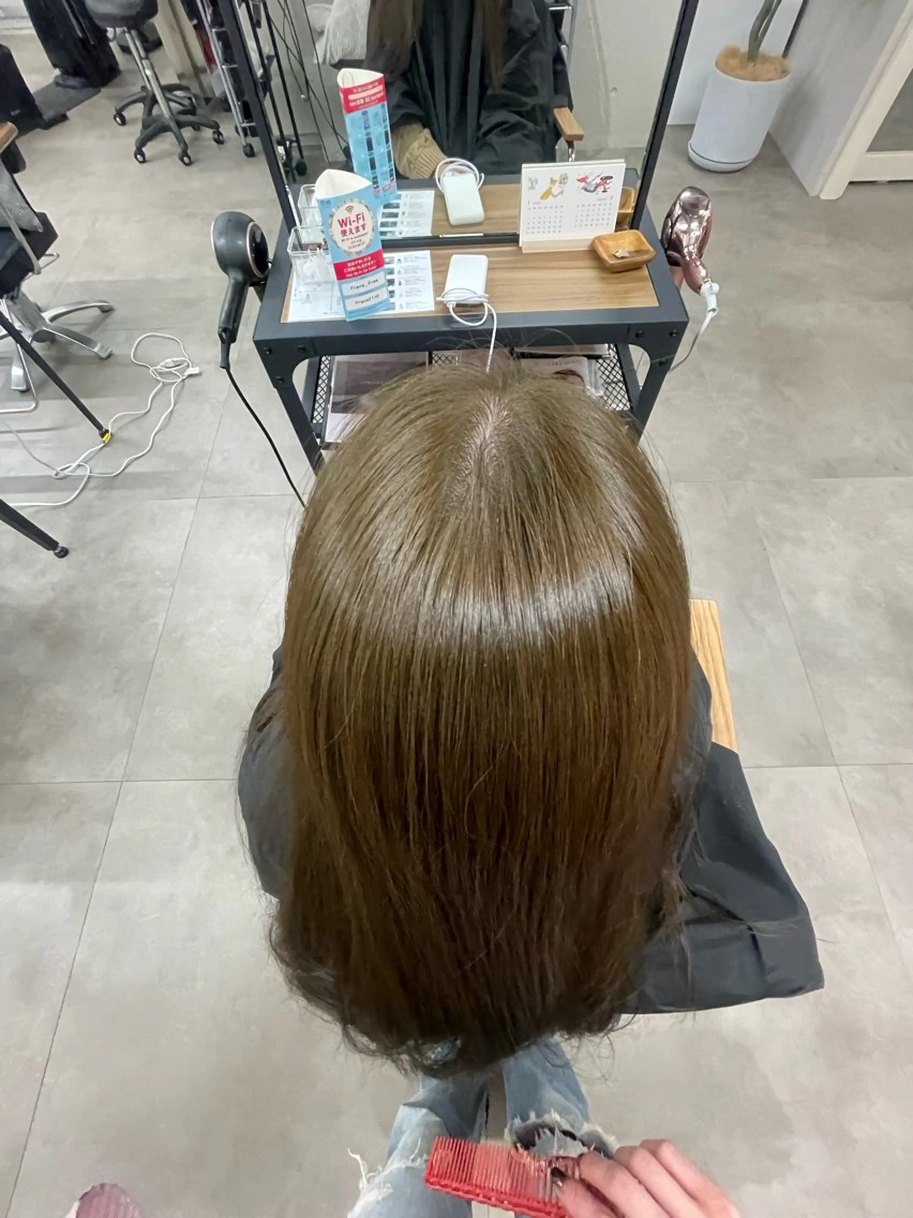 ロング カラー ベージュカラー 透明感カラー ダブルカラー オリーブベージュ 田川 聖菜のヘアスタイル