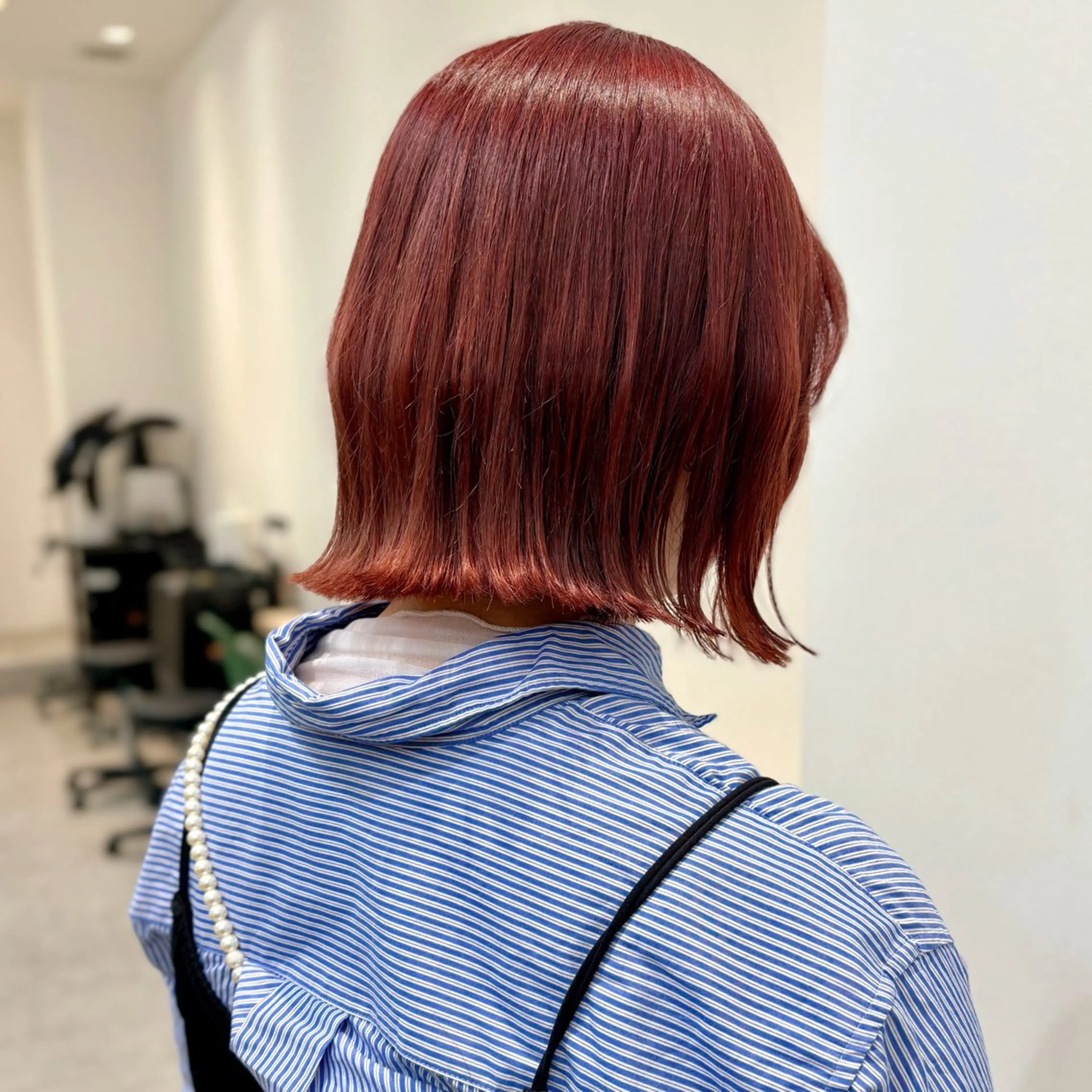 ショート カラー ヘアアレンジ 切りっぱなしボブ レッドカラー ボブ パーマ/暖色/ボブ イワタテ🇰🇷のヘアスタイル