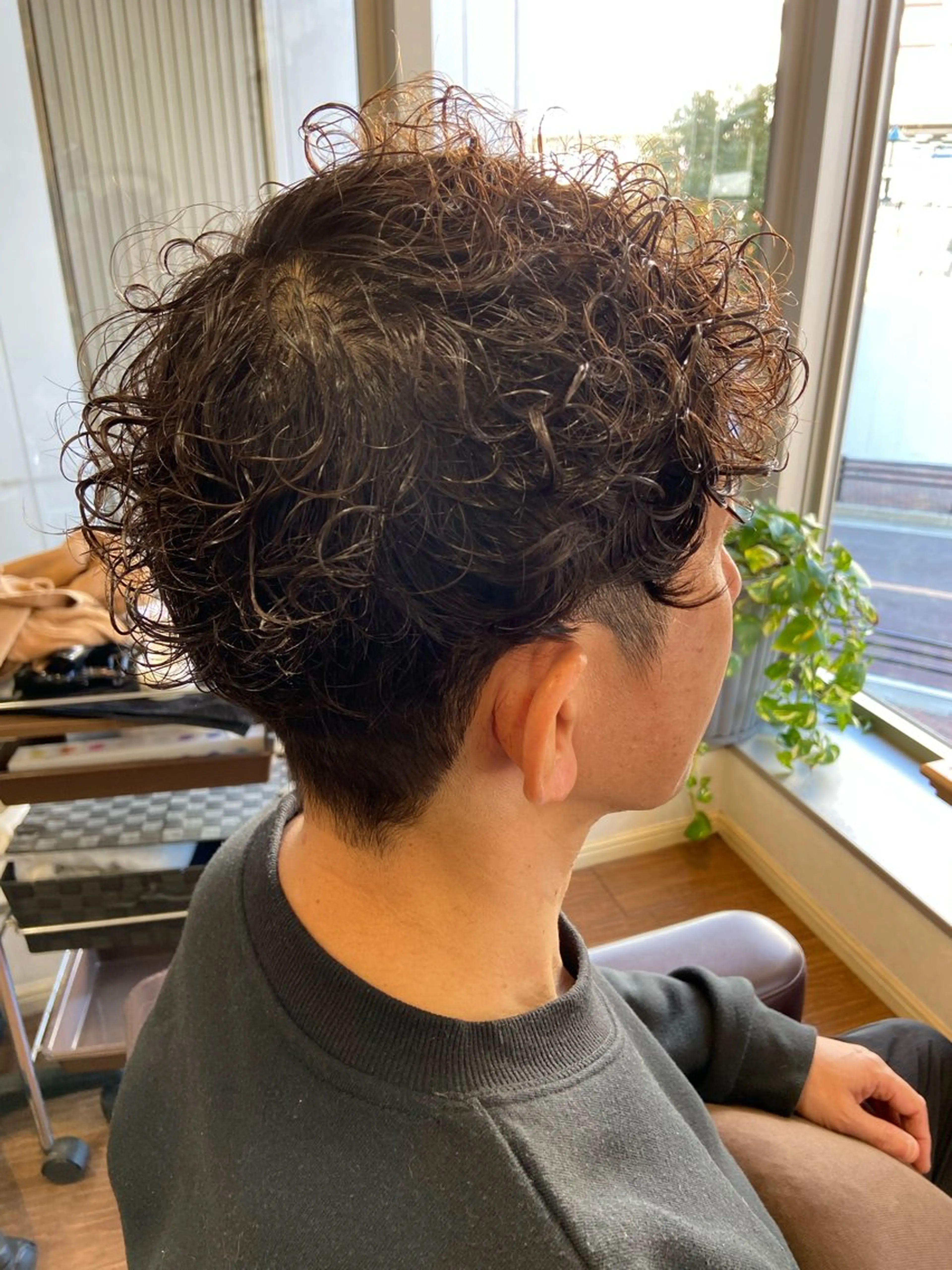 ショート カット パーマ コバヤシ ユウスケのヘアスタイル