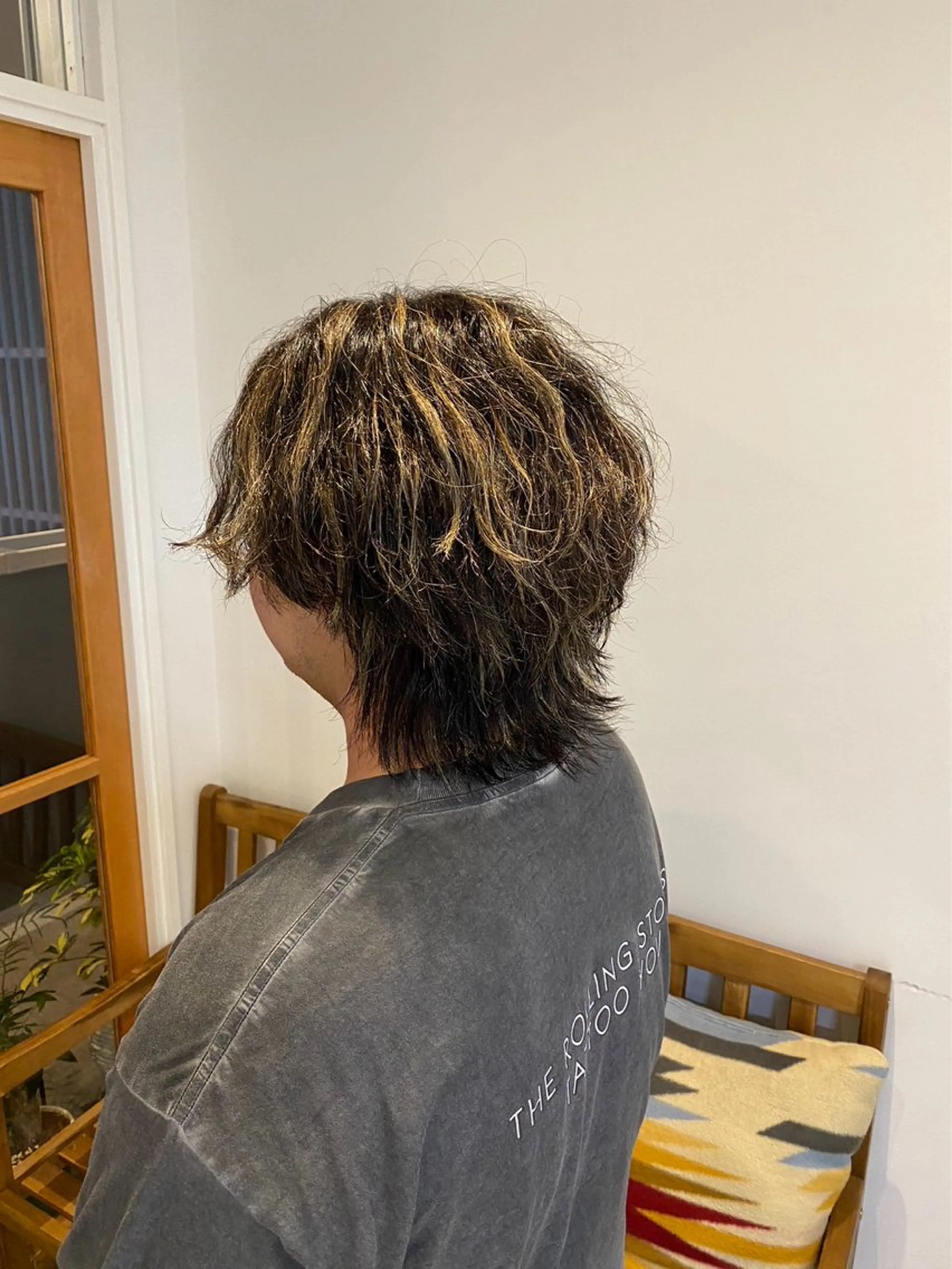 カラー メンズ カット ヘアカラー 倉持 誠也　フェザーパーマのヘアスタイル