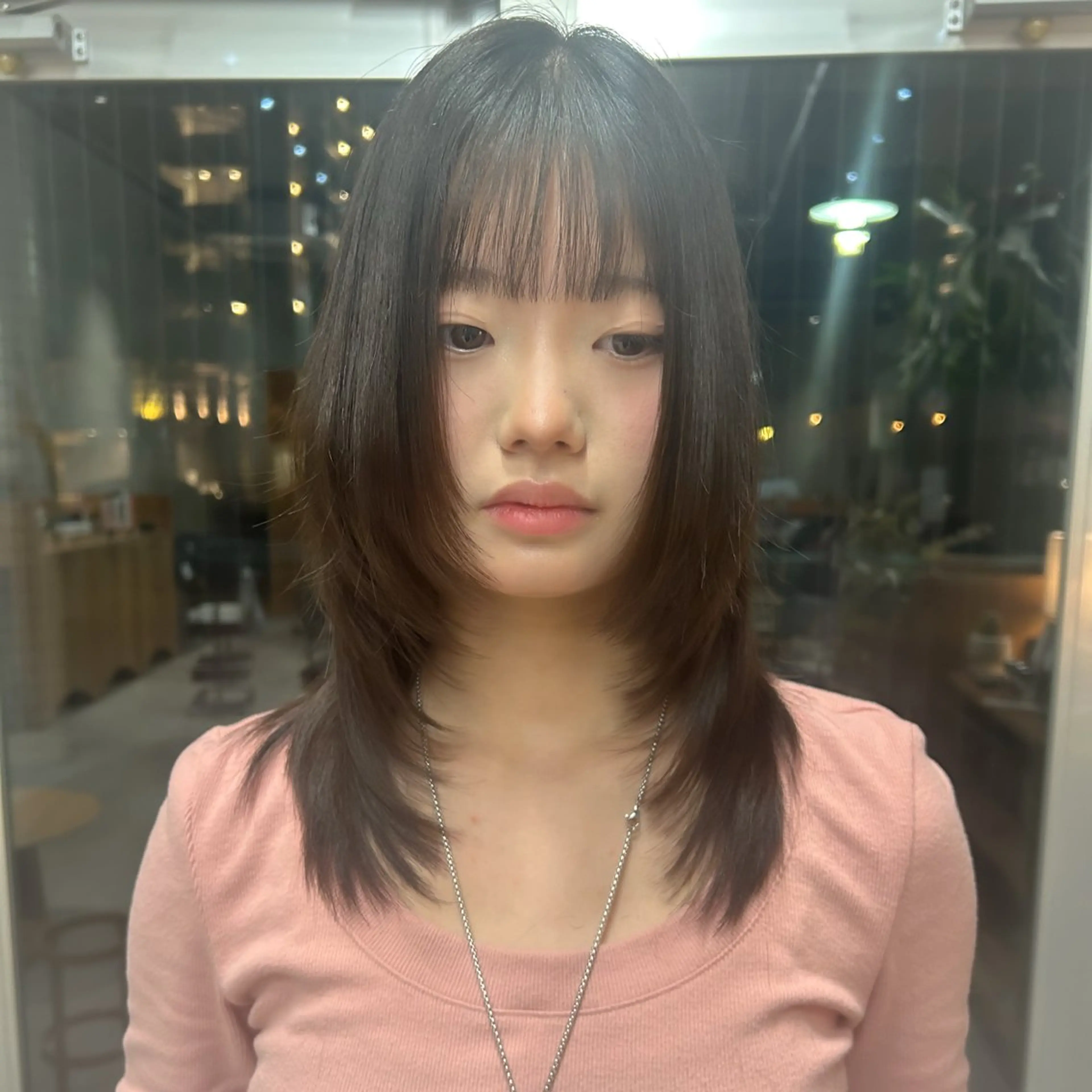 ミディアム カエデ🐬 カットカラーモデルのヘアスタイル