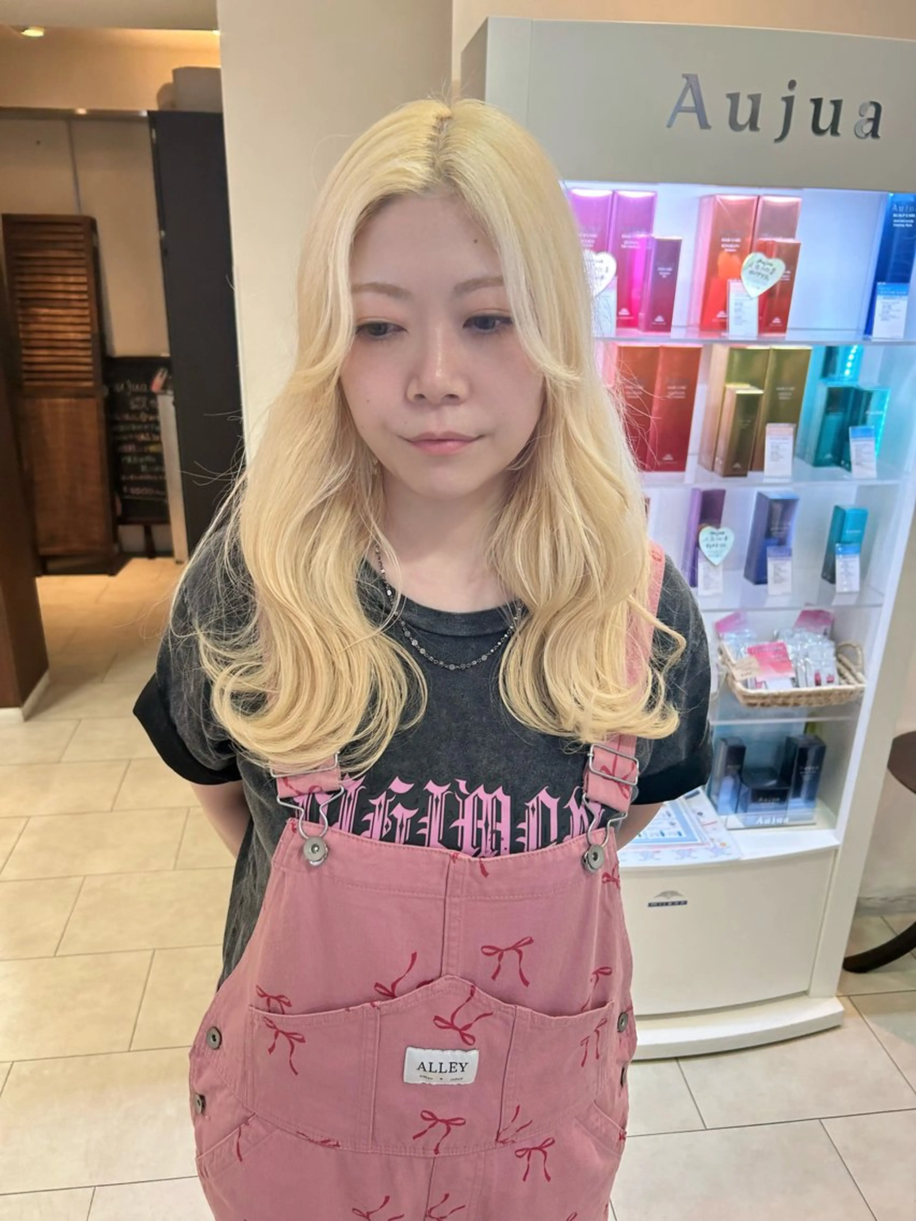 ロング カラー ヘアカラー トリートメント 甲斐 司のヘアスタイル