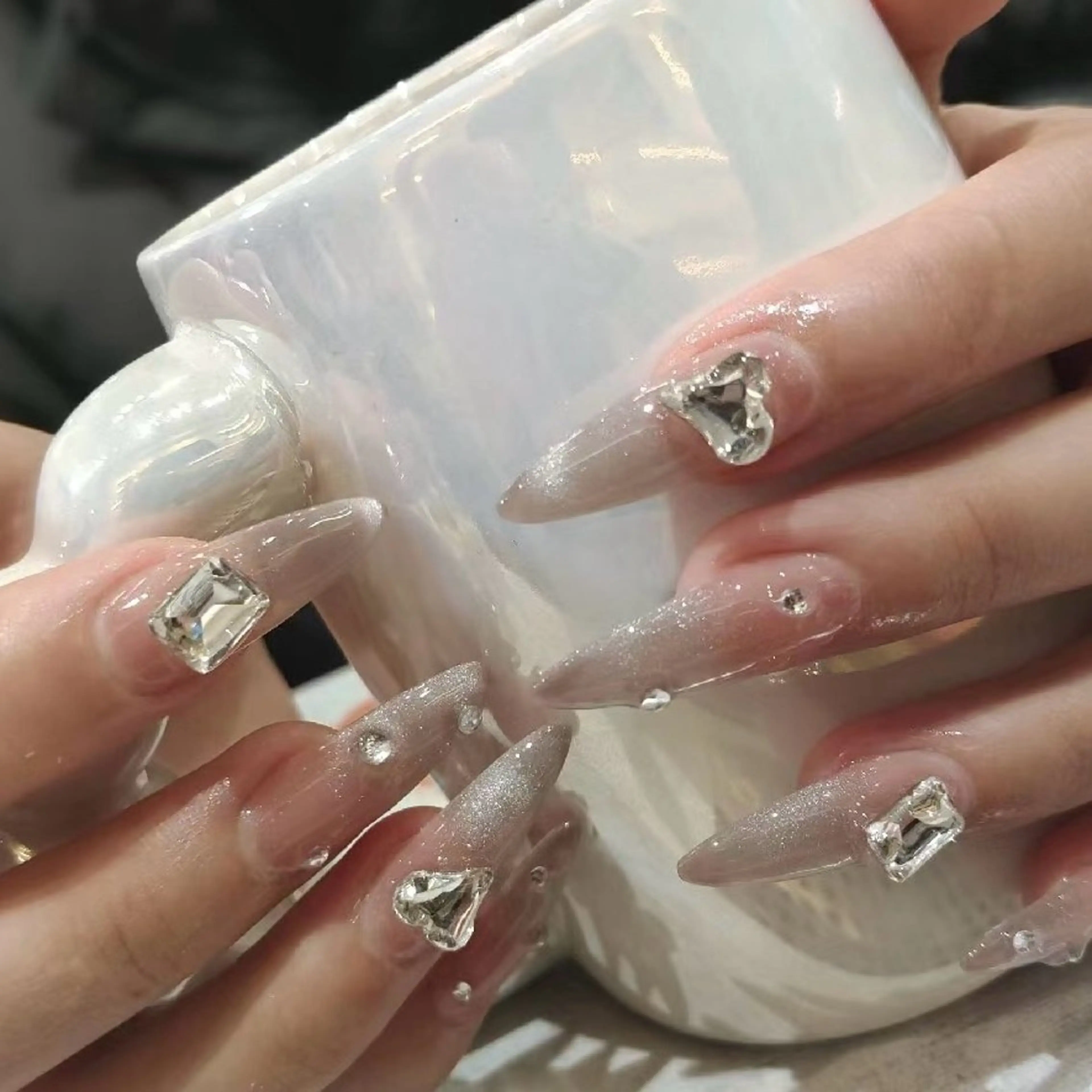 ネイル ハンドネイル ハンドケア H1 Nail Salon ケンのネイルデザイン