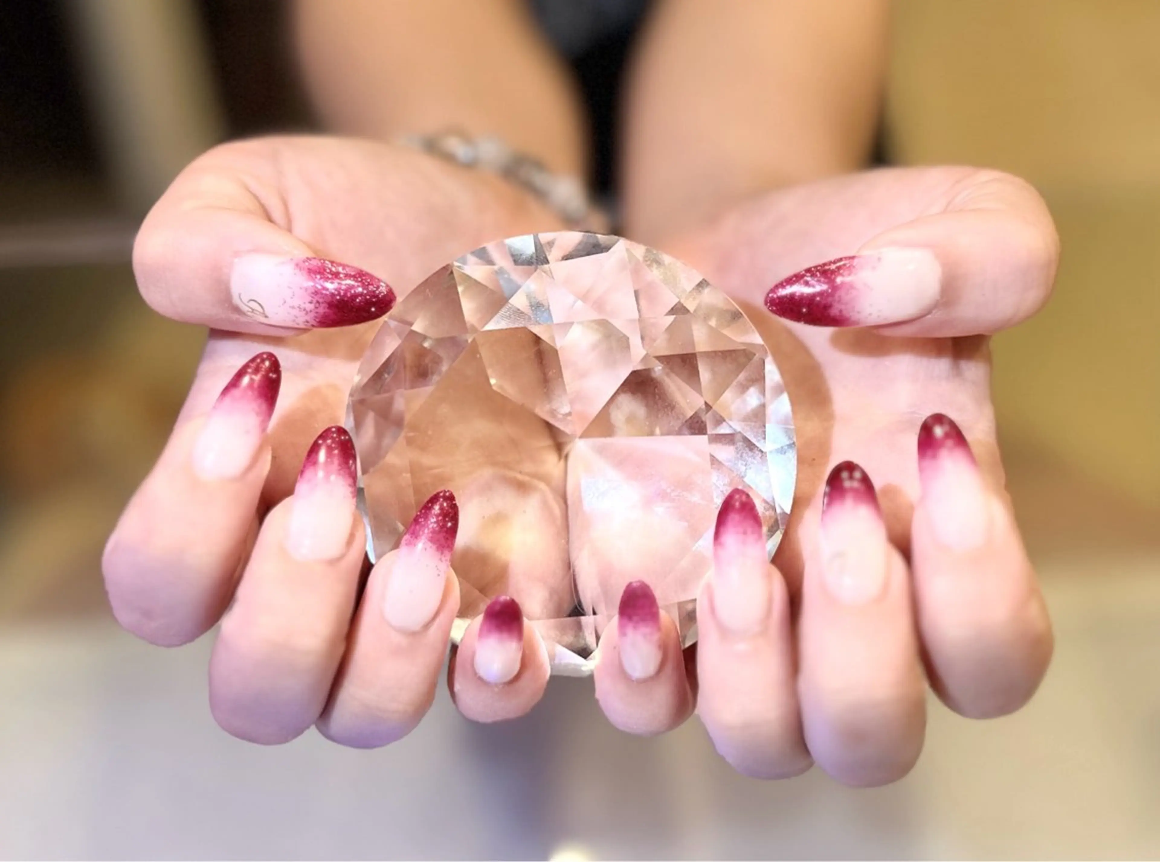 ネイル le'a スタッフのネイルデザイン