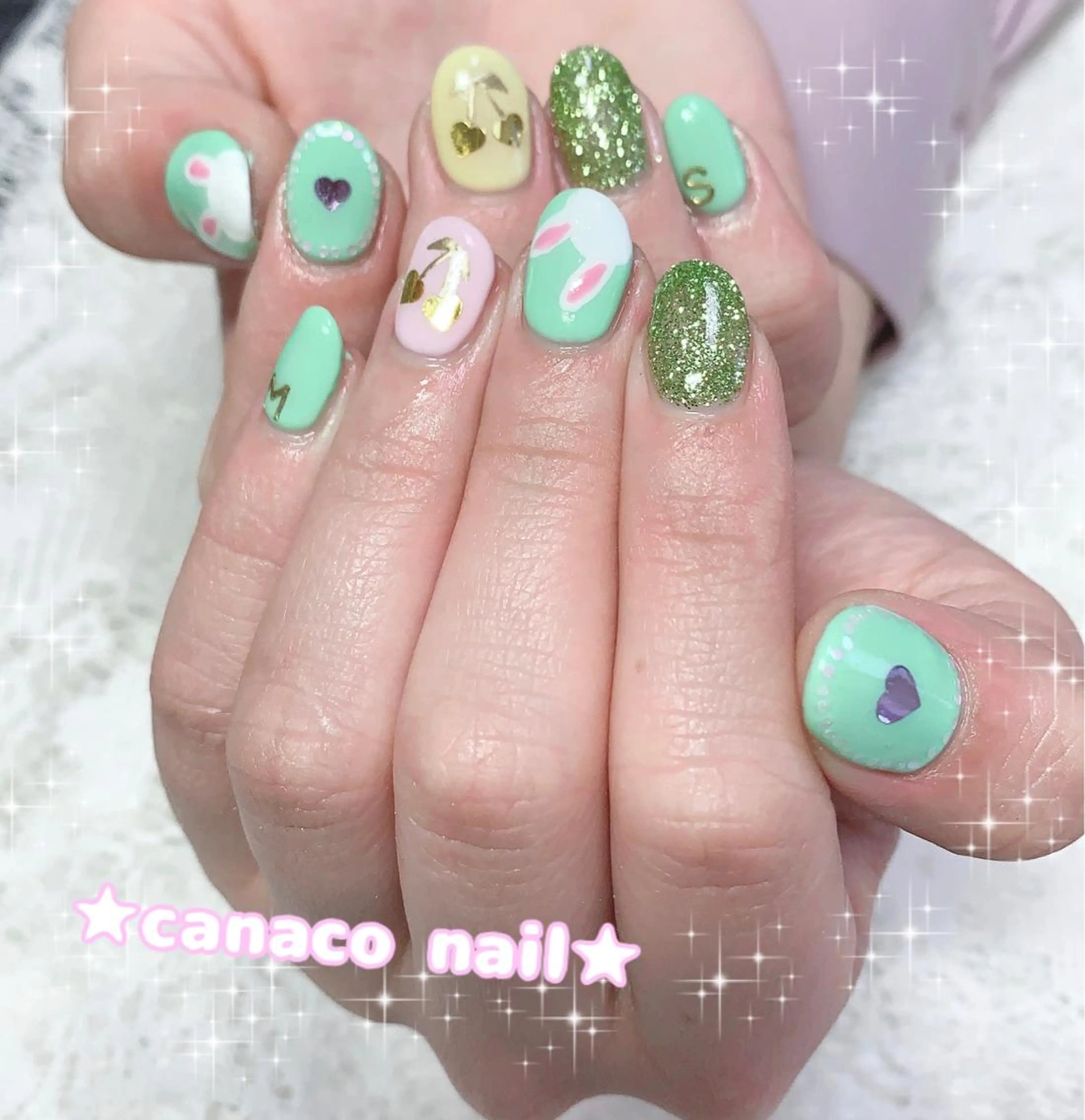 ネイル アートネイル ジェルネイル ホログラムネイル パラジェル ストーンネイル ハンドネイル ハンドケア ベテランネイル cnc nailのネイルデザイン