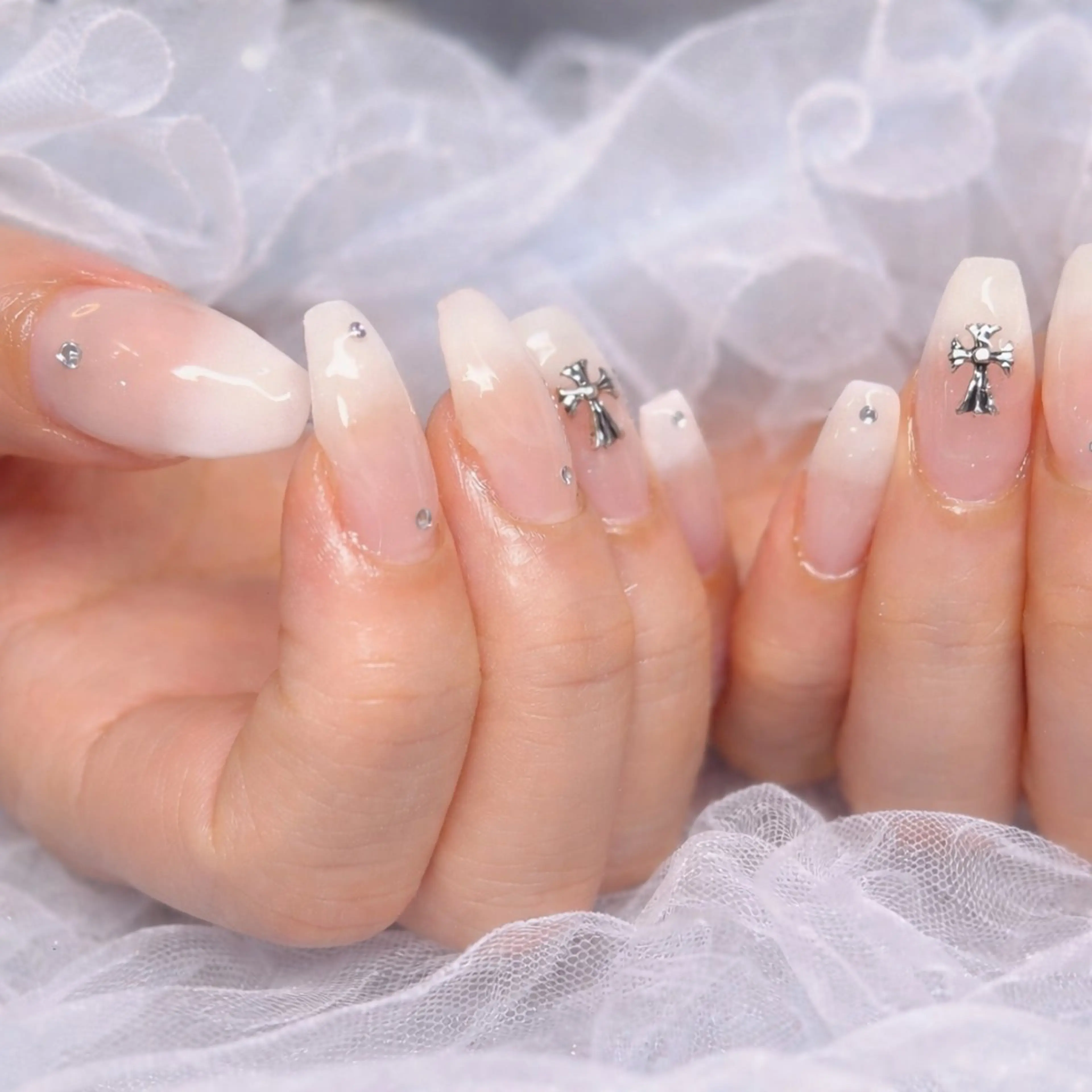 ネイル グラデーション スカルプネイル 春ネイル ワンホンネイル miminon 自宅ネイルサロンのネイルデザイン