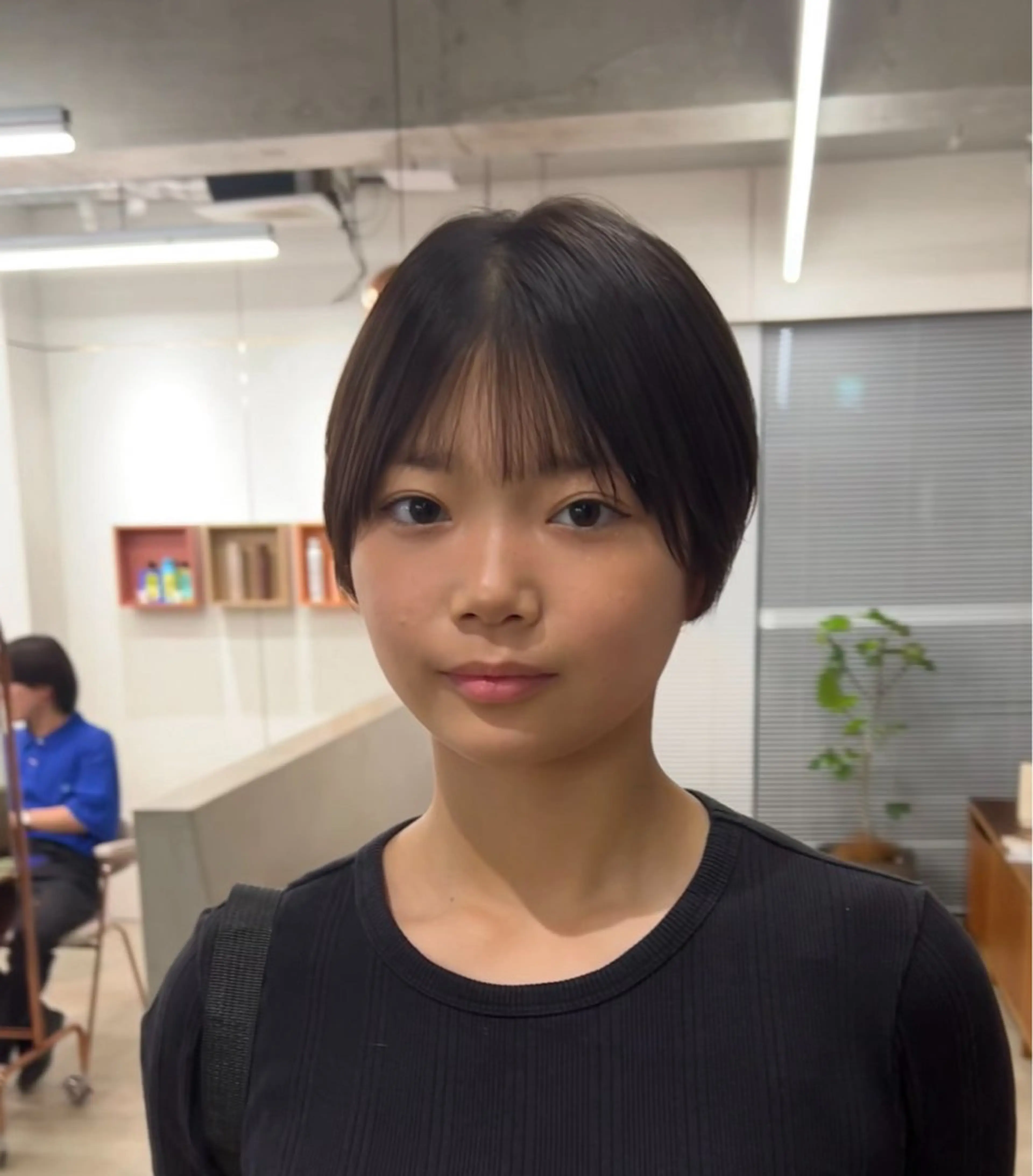 ショート ショートヘア ケアブリーチ/ ハイトーン/牧野のヘアスタイル