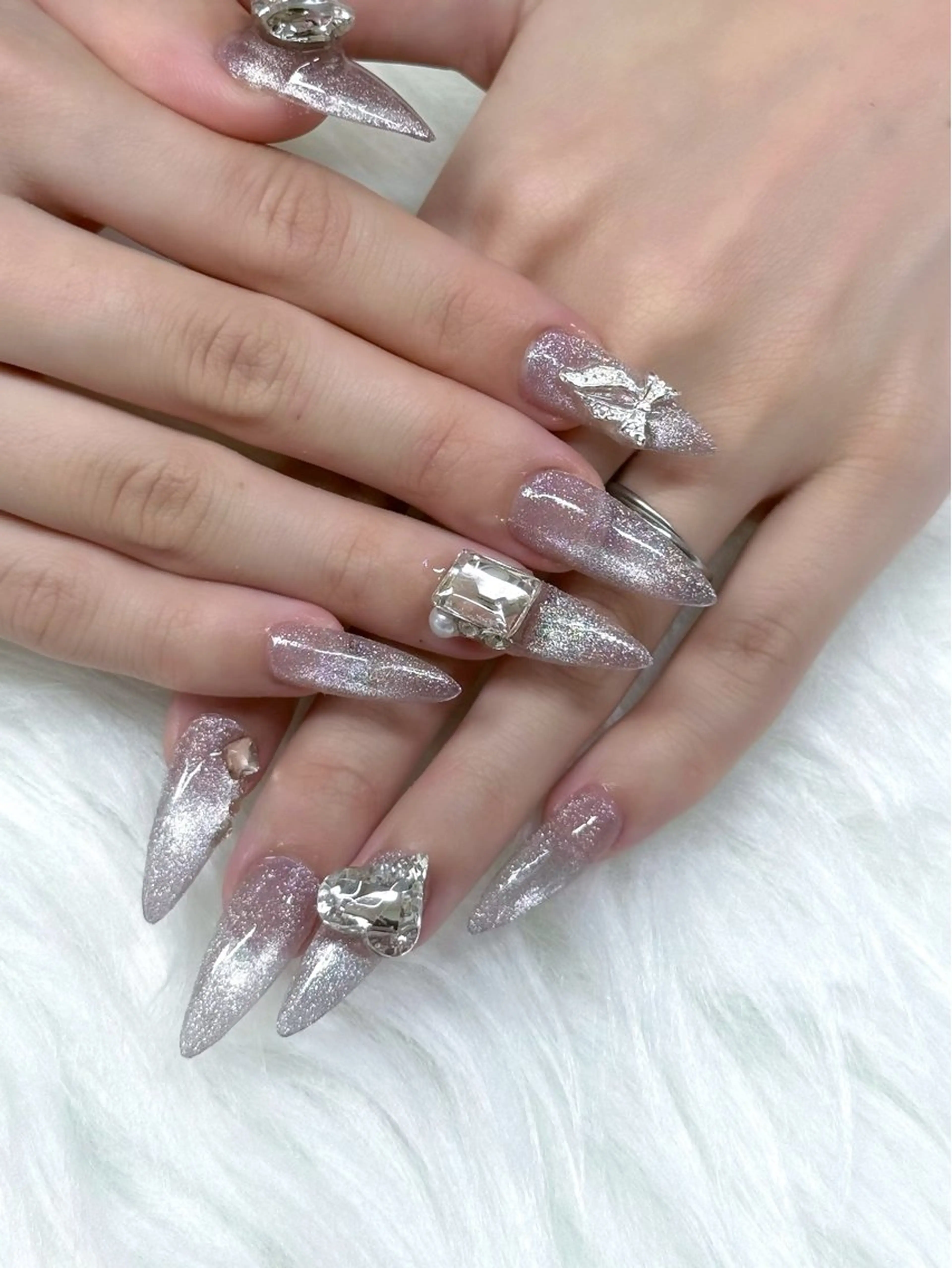 ネイル ハンドネイル カメレオン ネイルのネイルデザイン