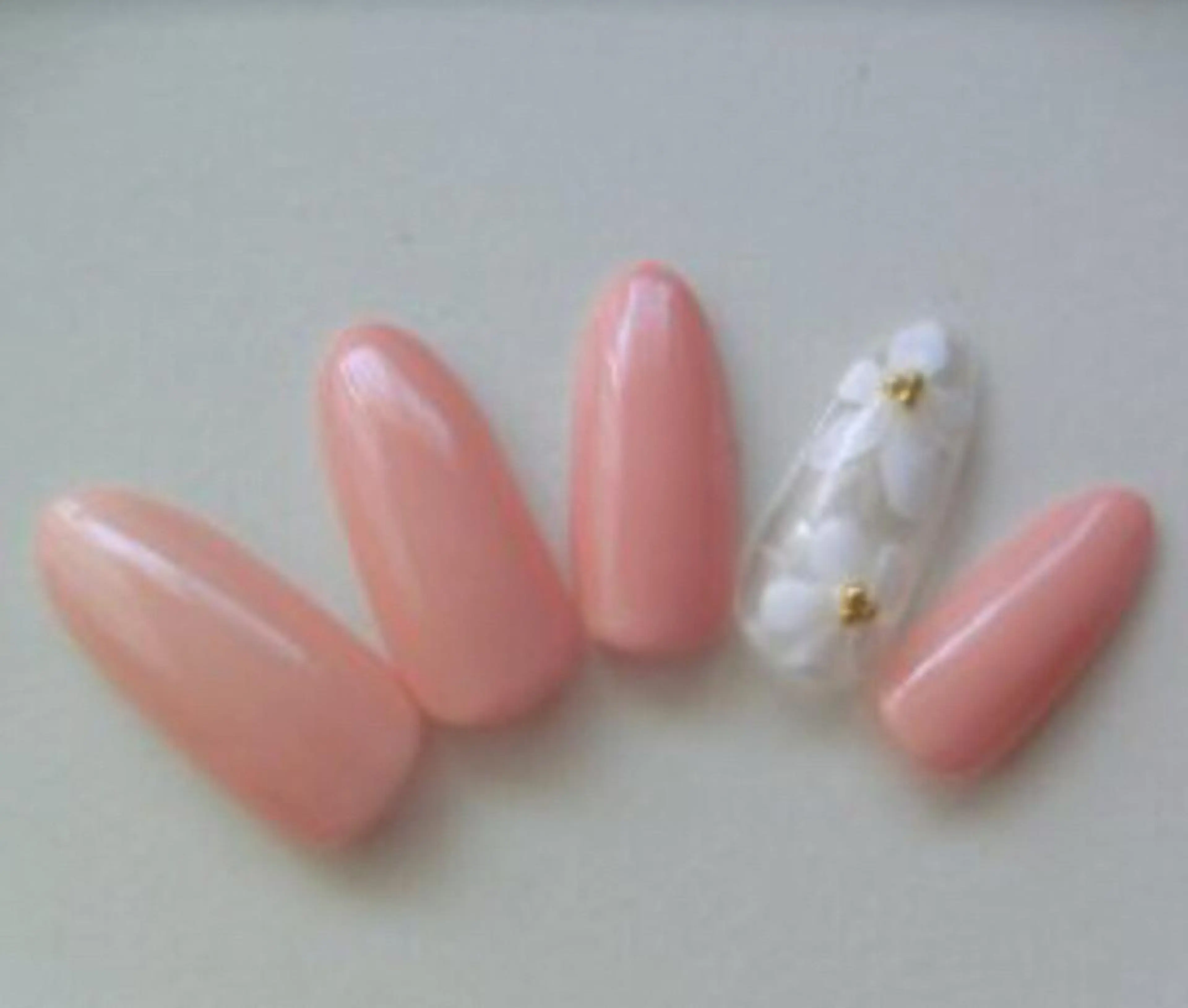 ネイル アートネイル ハンドネイル ゲン レイカのネイルデザイン