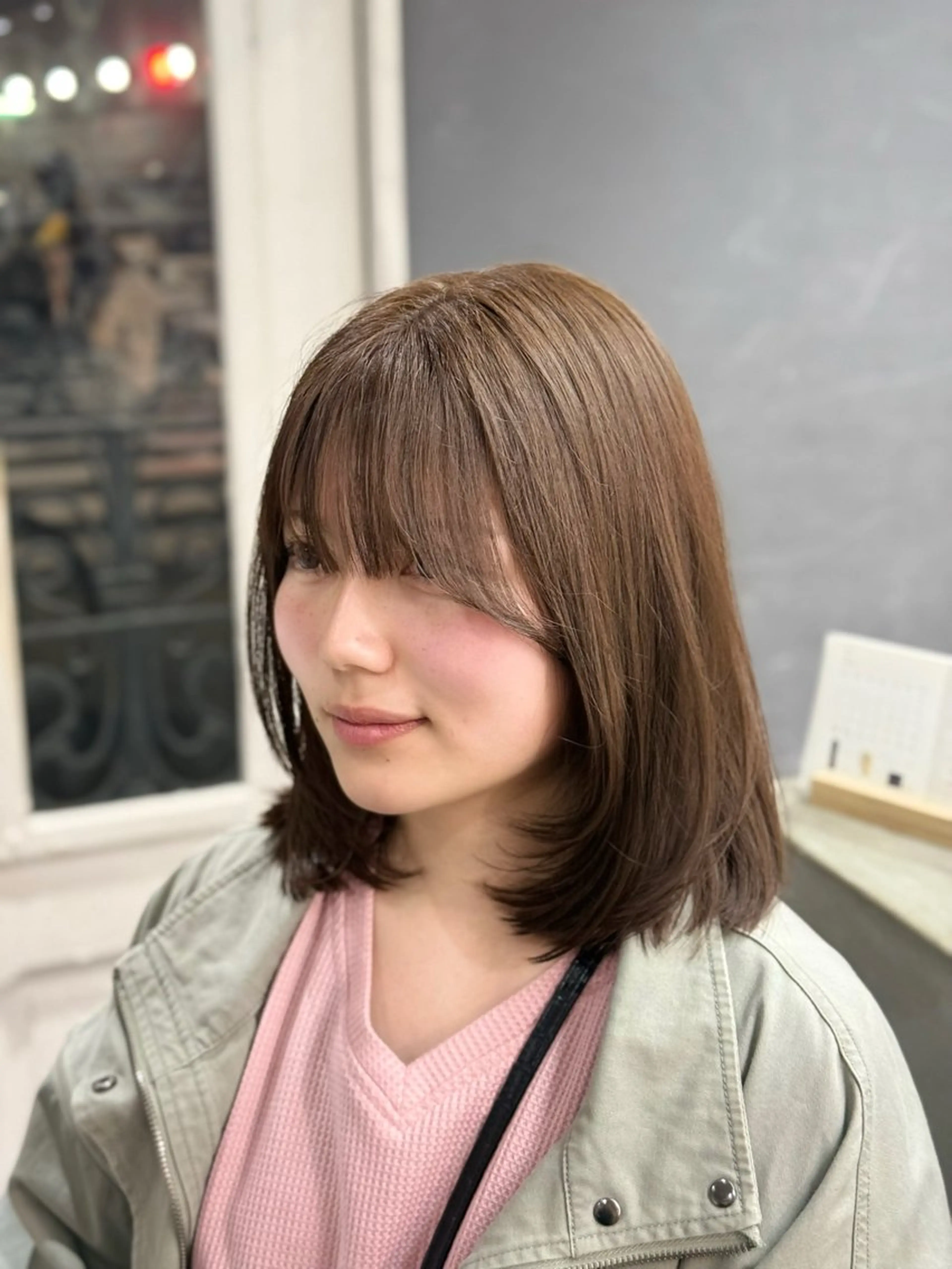 ミディアム カラー カット ヘアカラー レイヤー／Wカラー ／マッキーのヘアスタイル