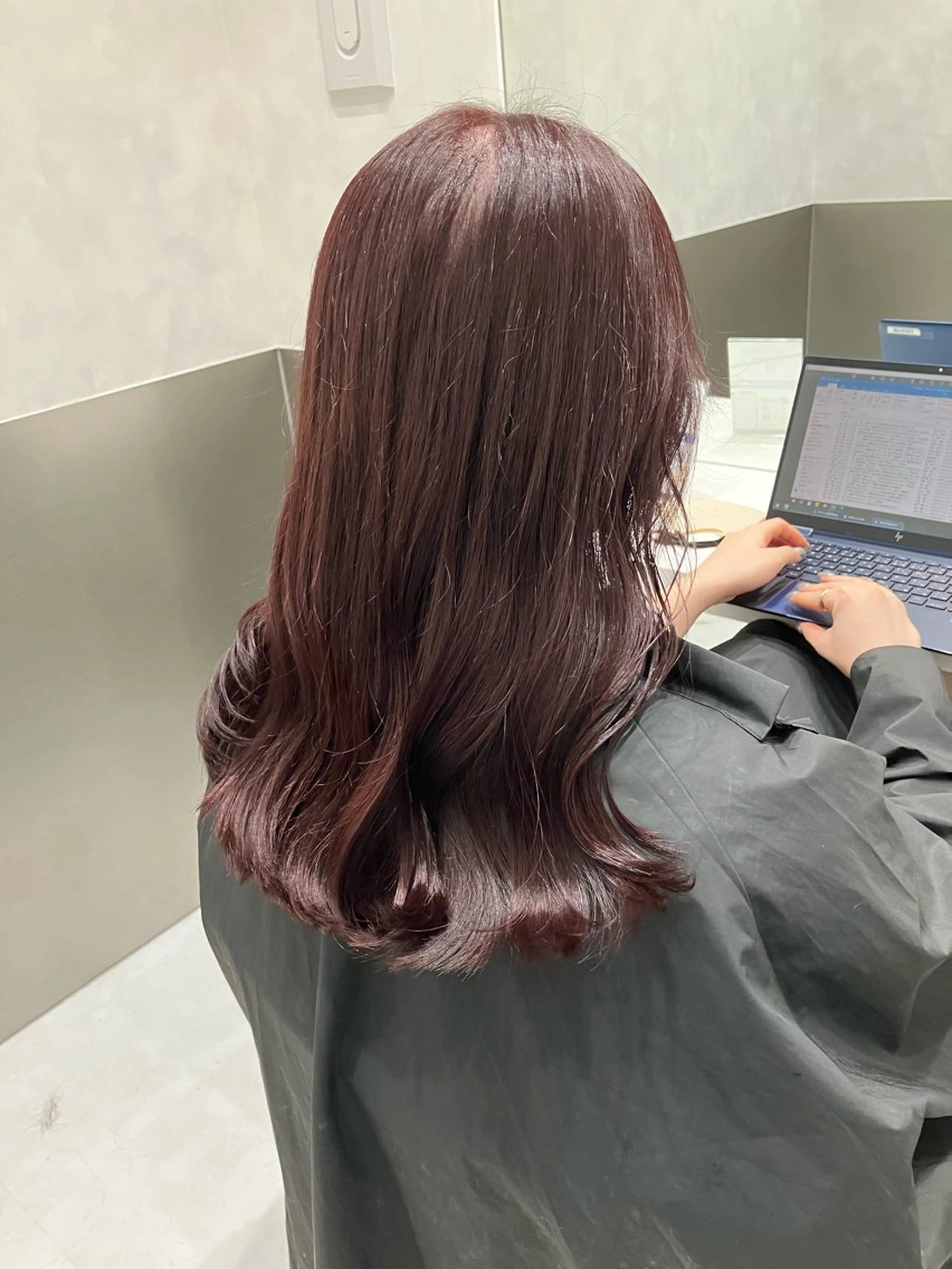 ロング カラー カット ヘアカラー トリートメント 💖ブリーチなし透明 感💖ASAHIのヘアスタイル