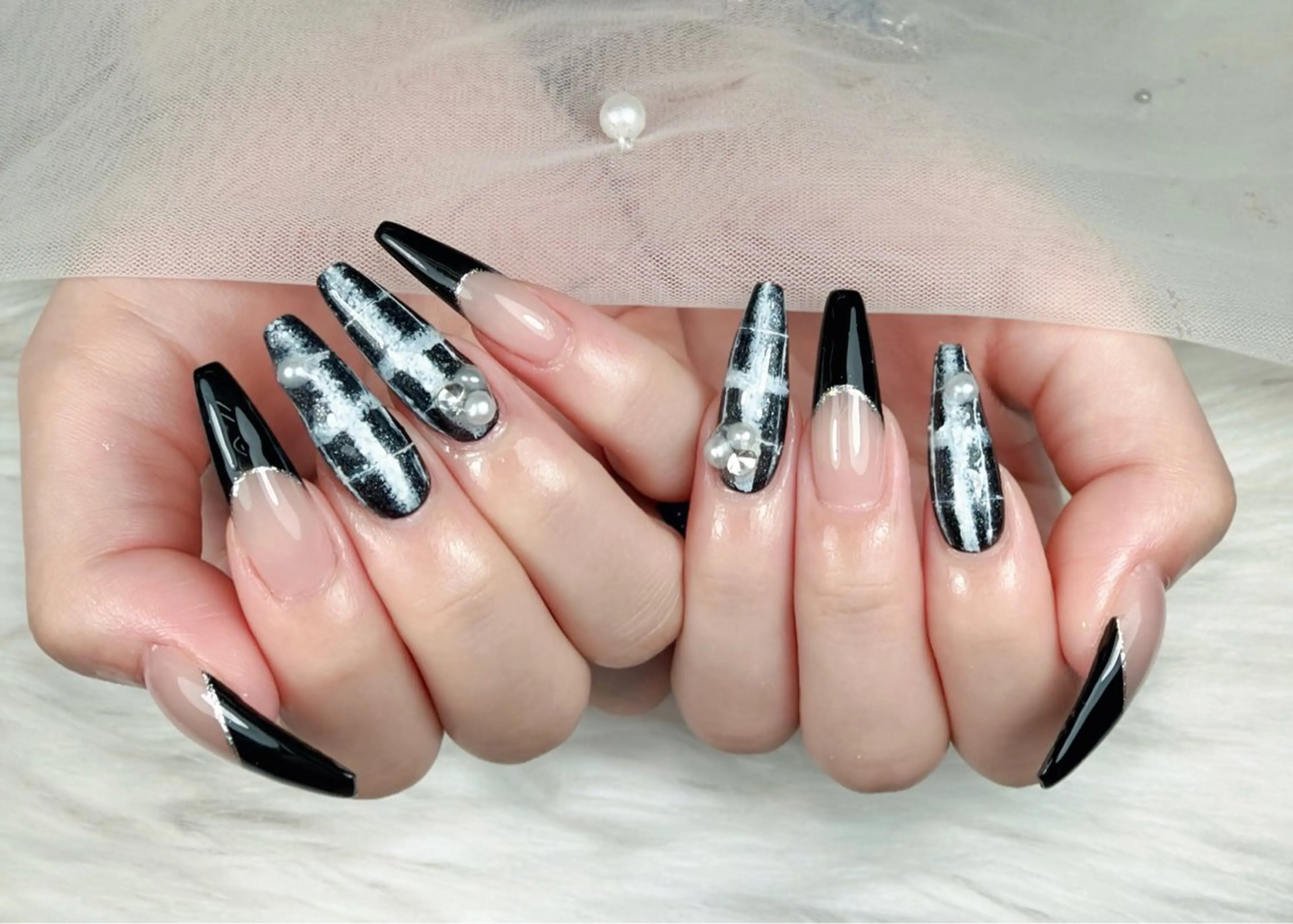 ネイル ハンドネイル Labon Nails Artのネイルデザイン