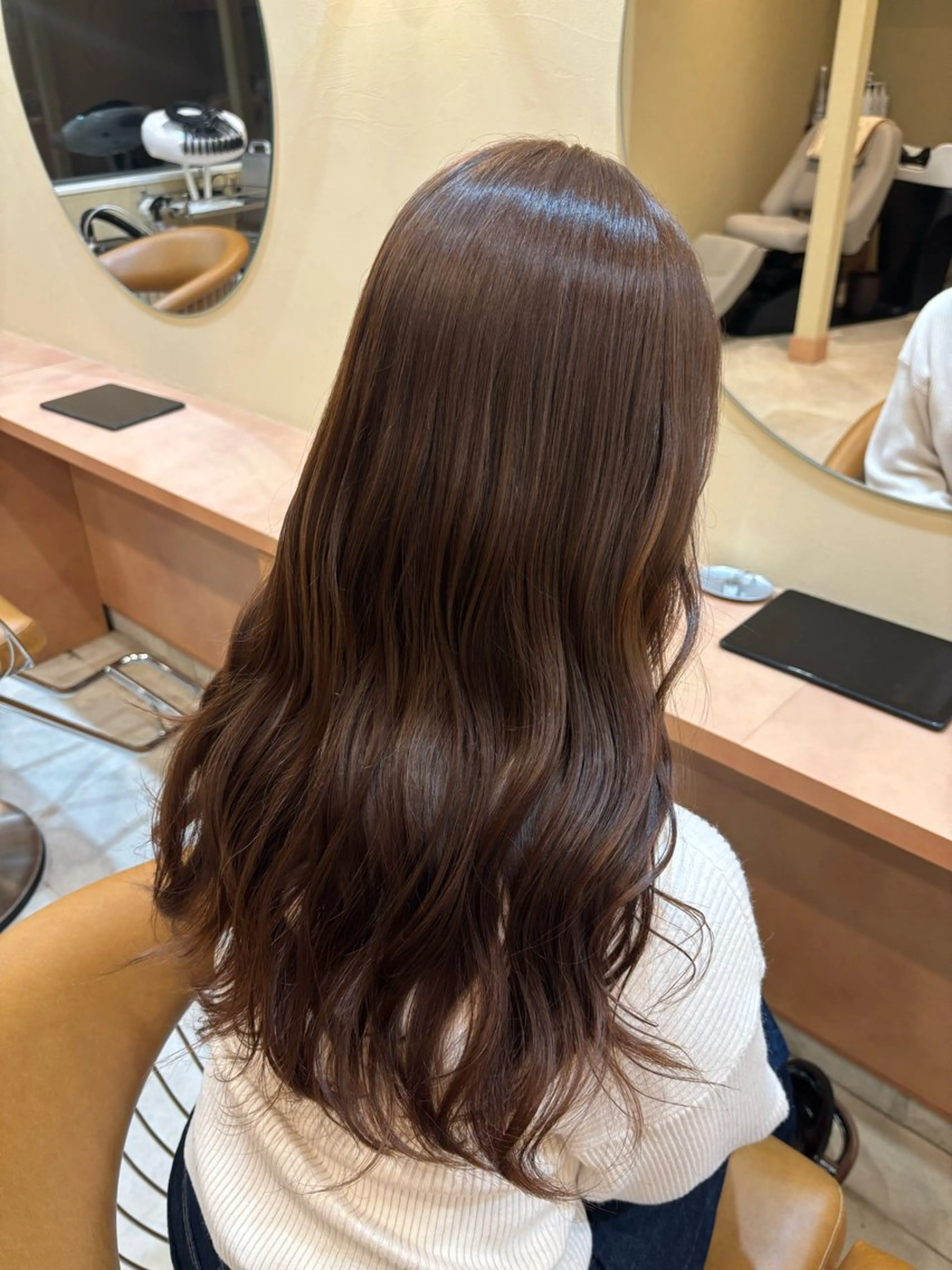 カラー ヘアカラー 若杉 百音のヘアスタイル