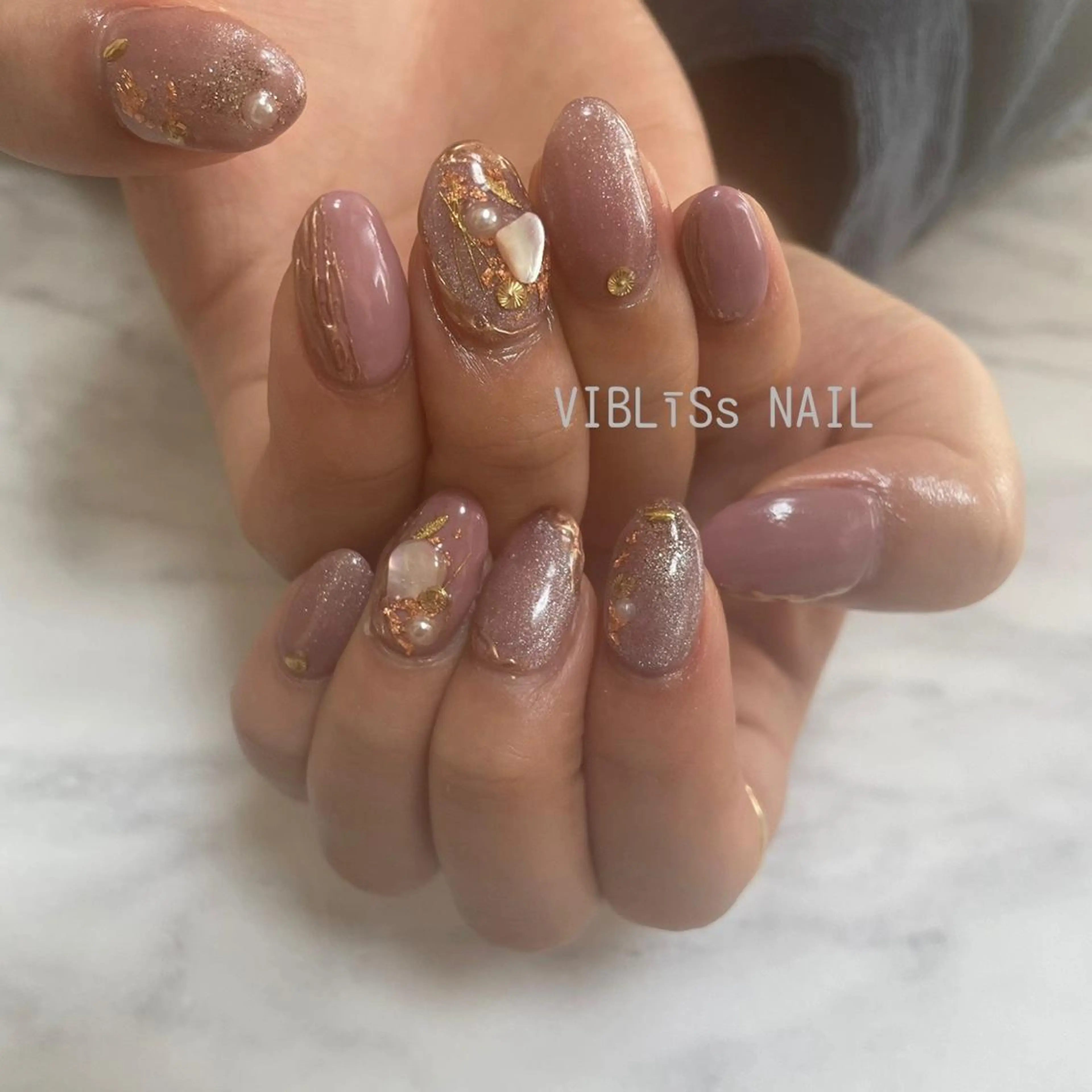 ネイル VIBLīSs nailのネイルデザイン