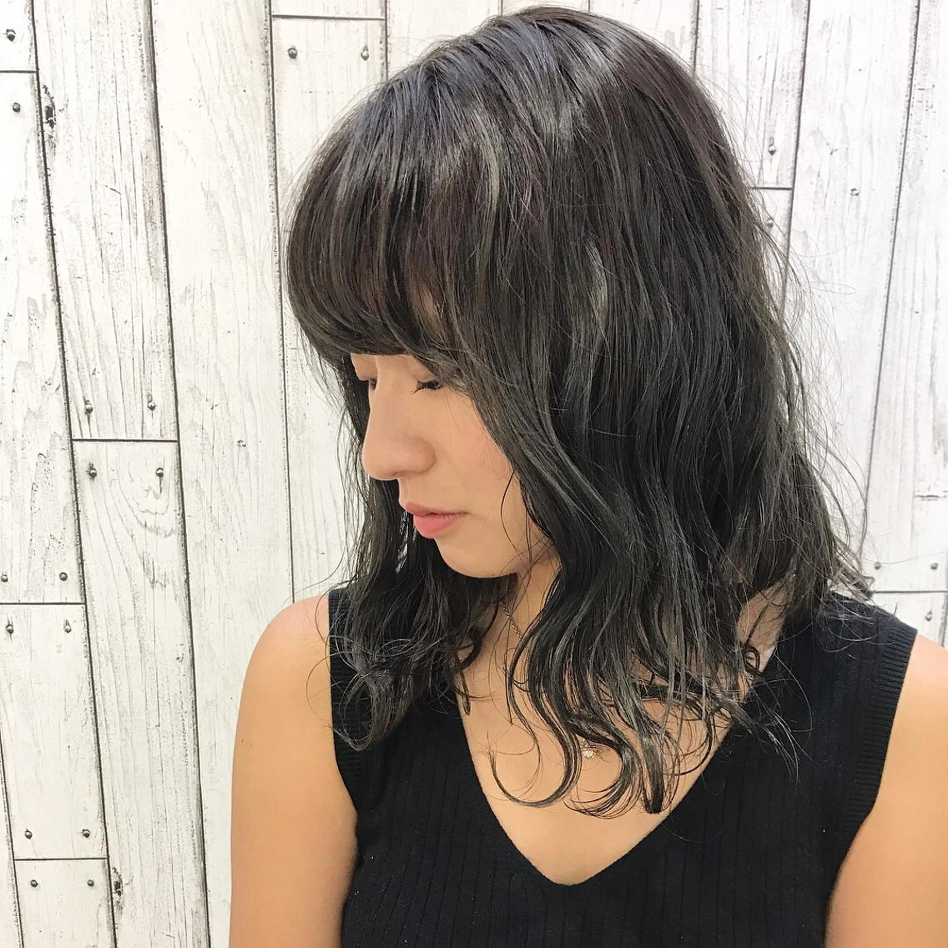 ミディアム カラー パーマ ブルーカラー ブルージュ 🟦メンズパーマ🟦 横浜駅｜小上馬淳司のヘアスタイル