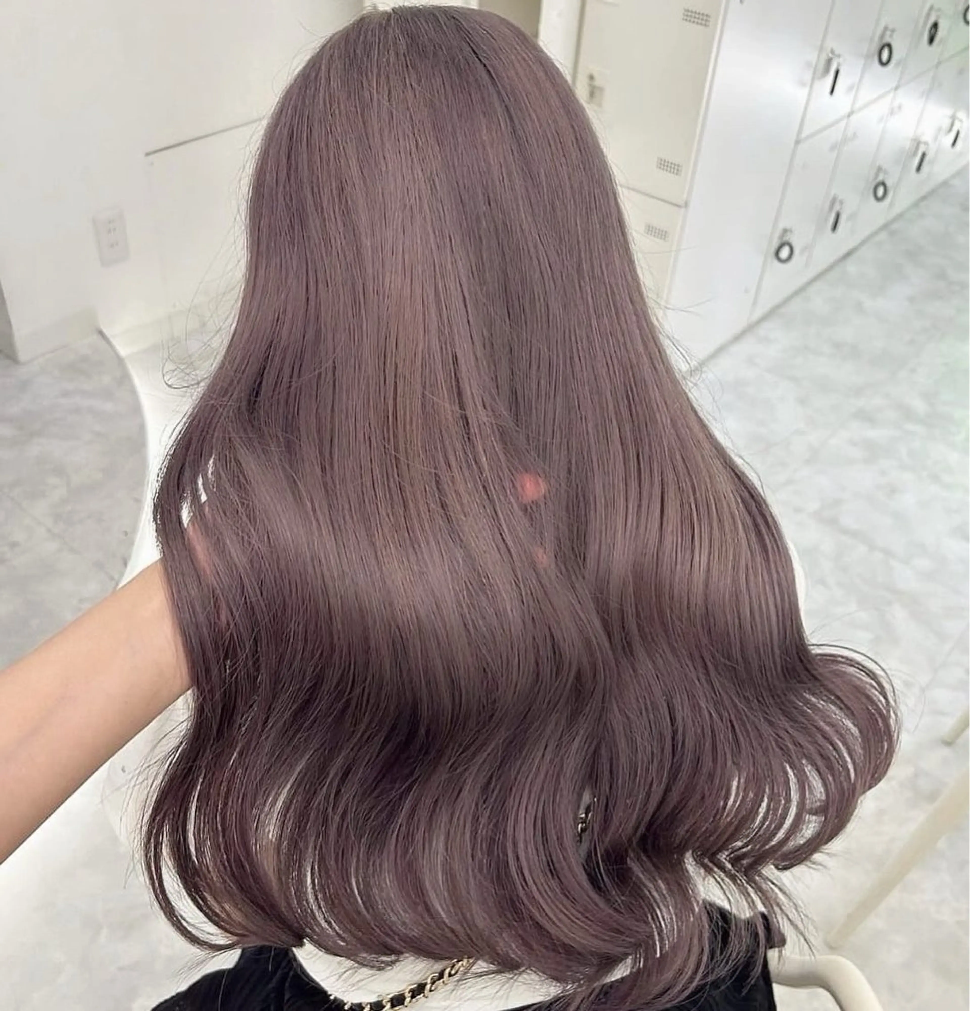 ロング ヘアカラー トリートメント 淡色ラベンダー♡ ニーナ🎀🦙のヘアスタイル