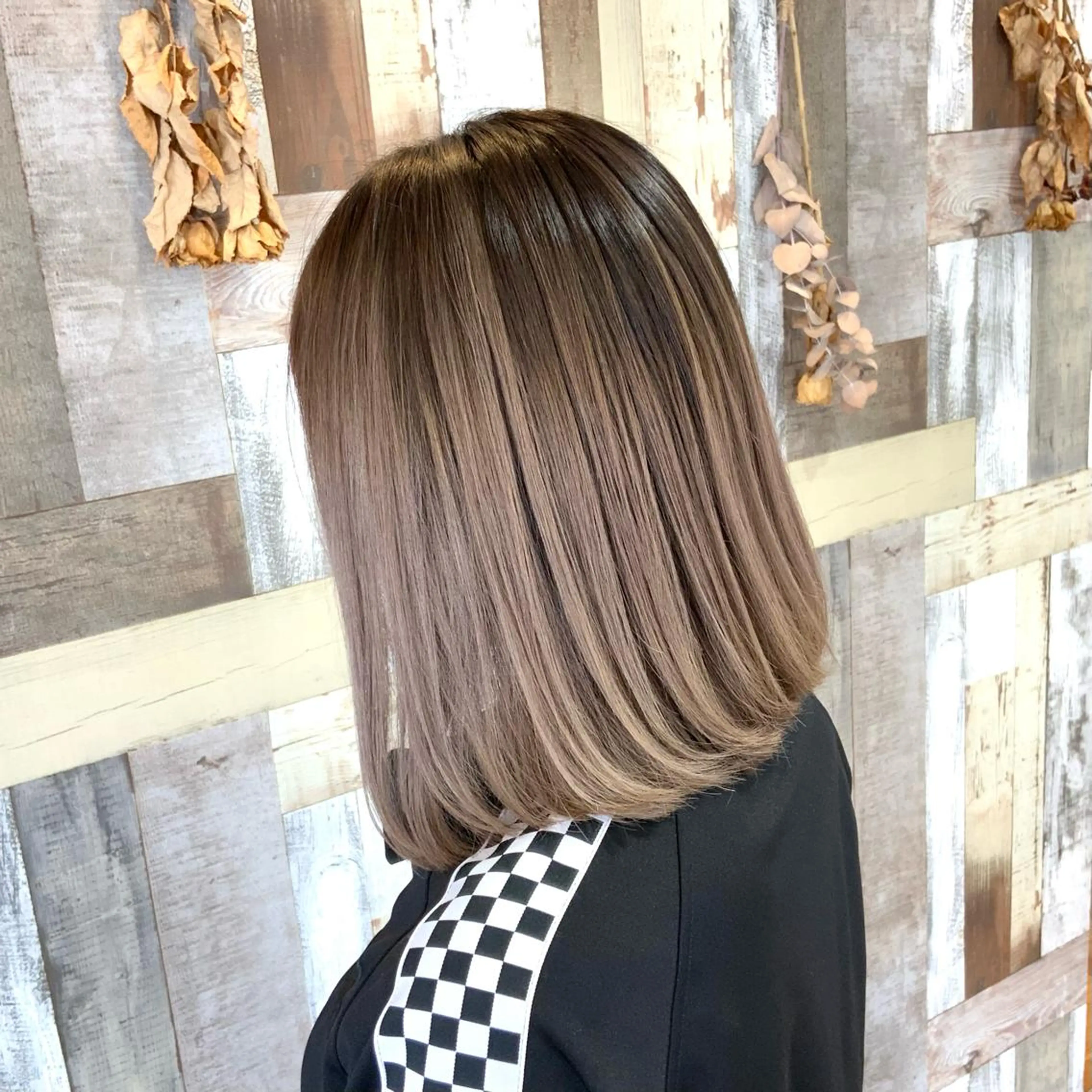 ミディアム レイヤーカット 🍀favori🍀 kanekoのヘアスタイル